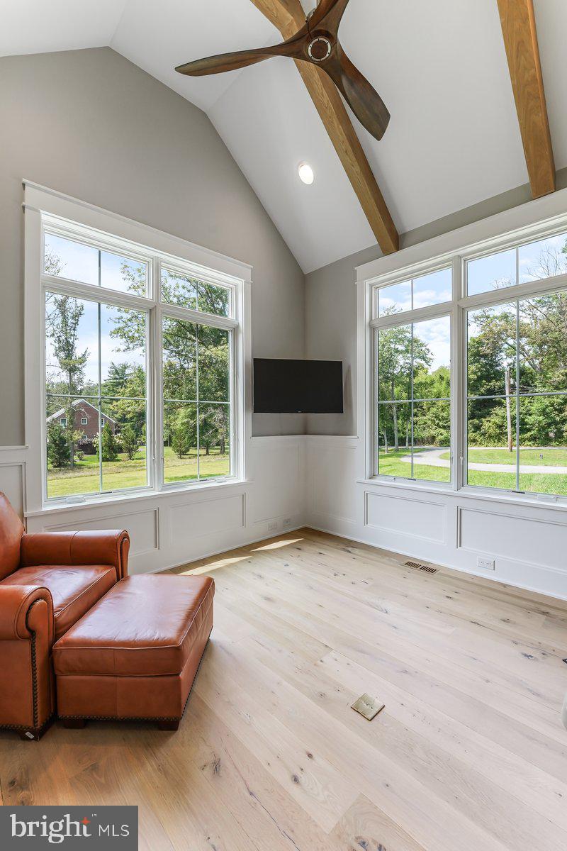 RADNOR HUNT - Residential