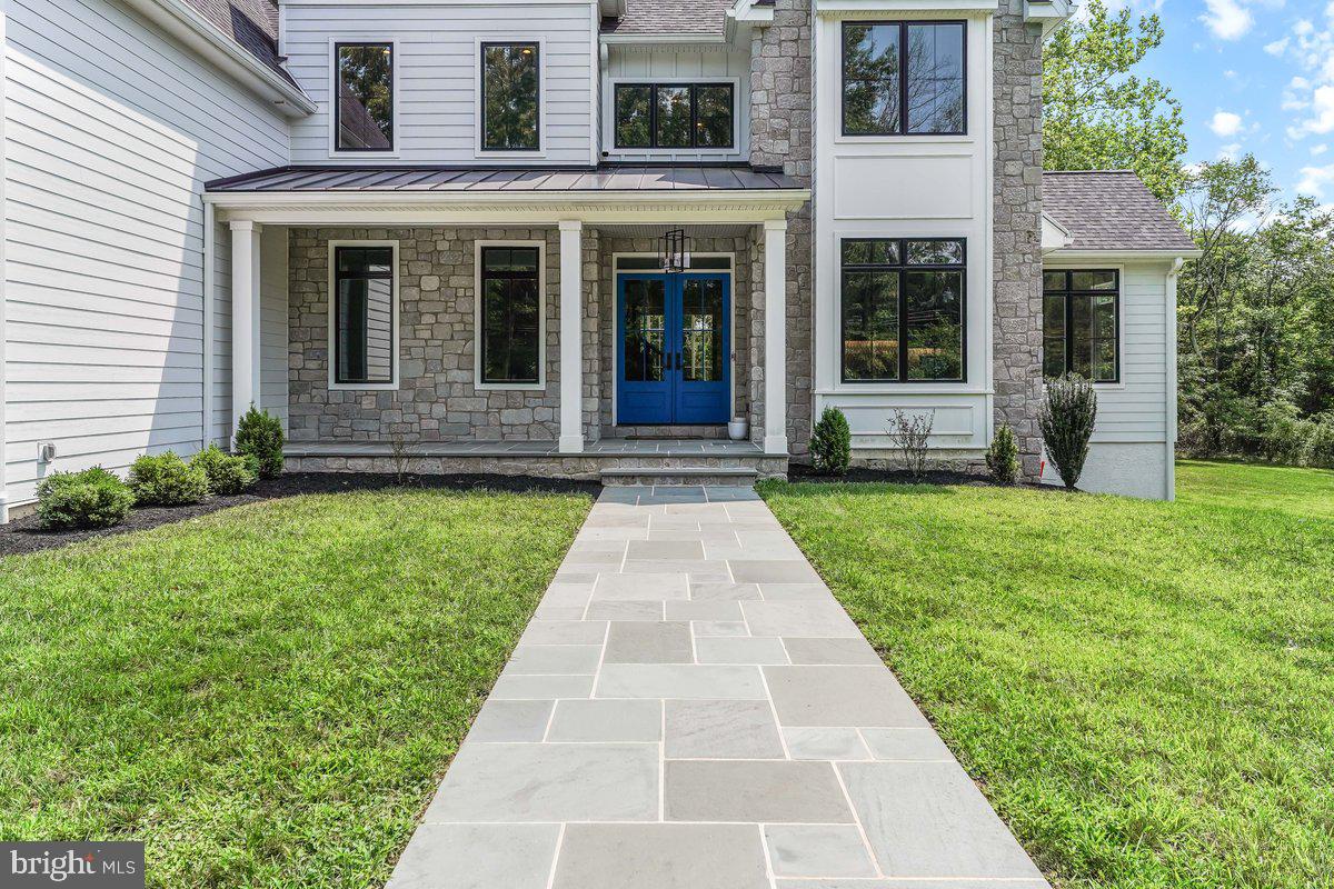 RADNOR HUNT - Residential