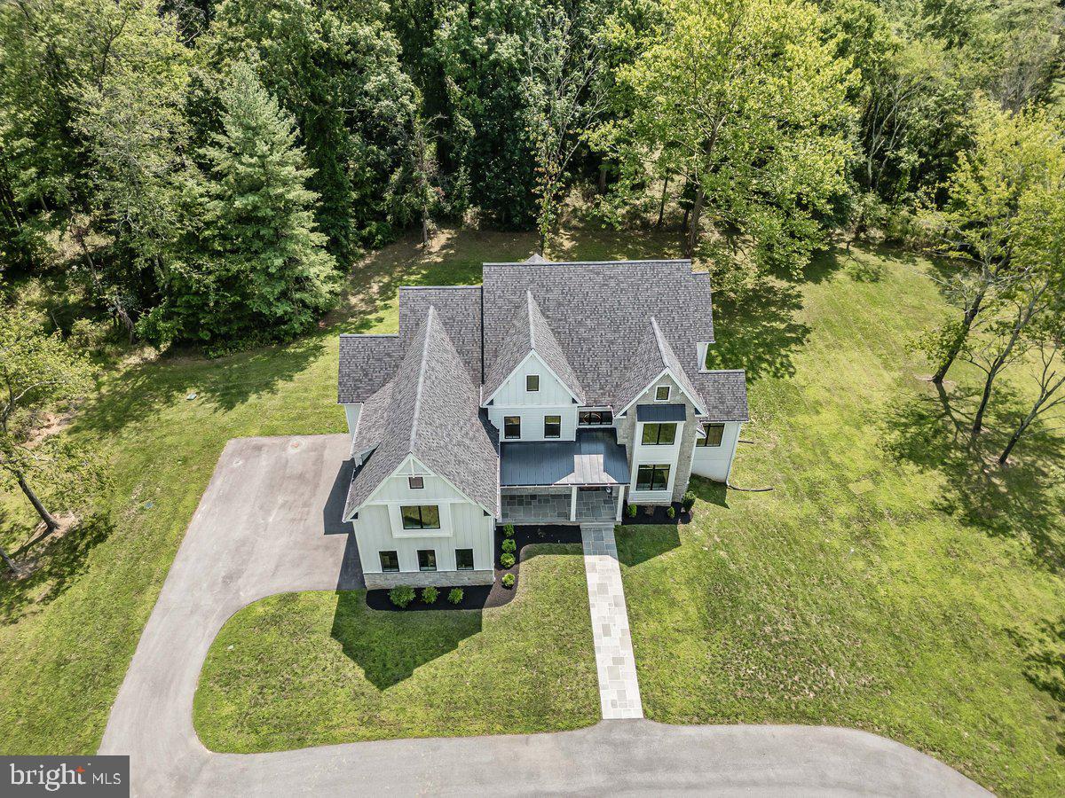 RADNOR HUNT - Residential