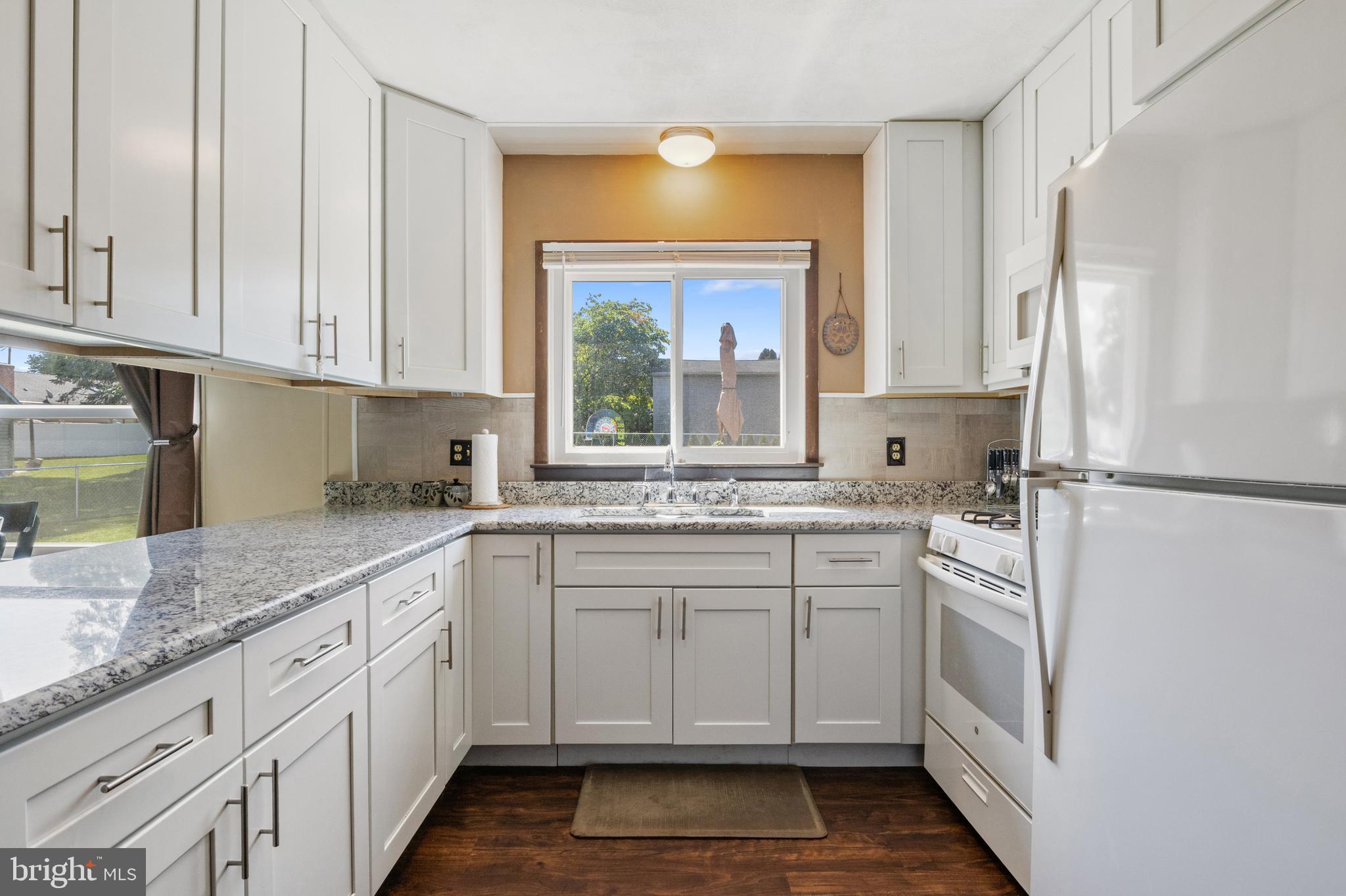 EAST DONEGAL TWP - Residential