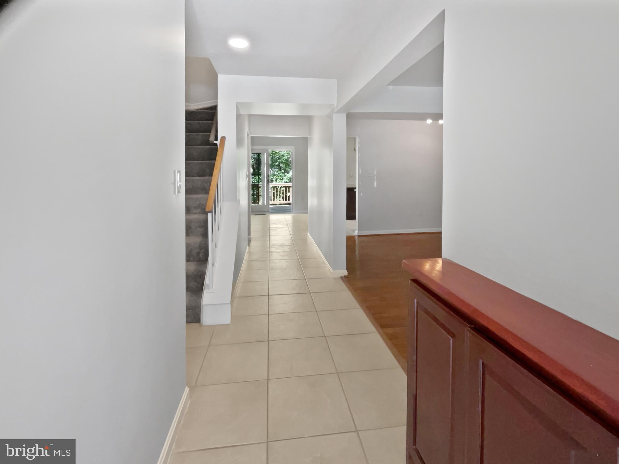 COUNTRY CREEK - Residential