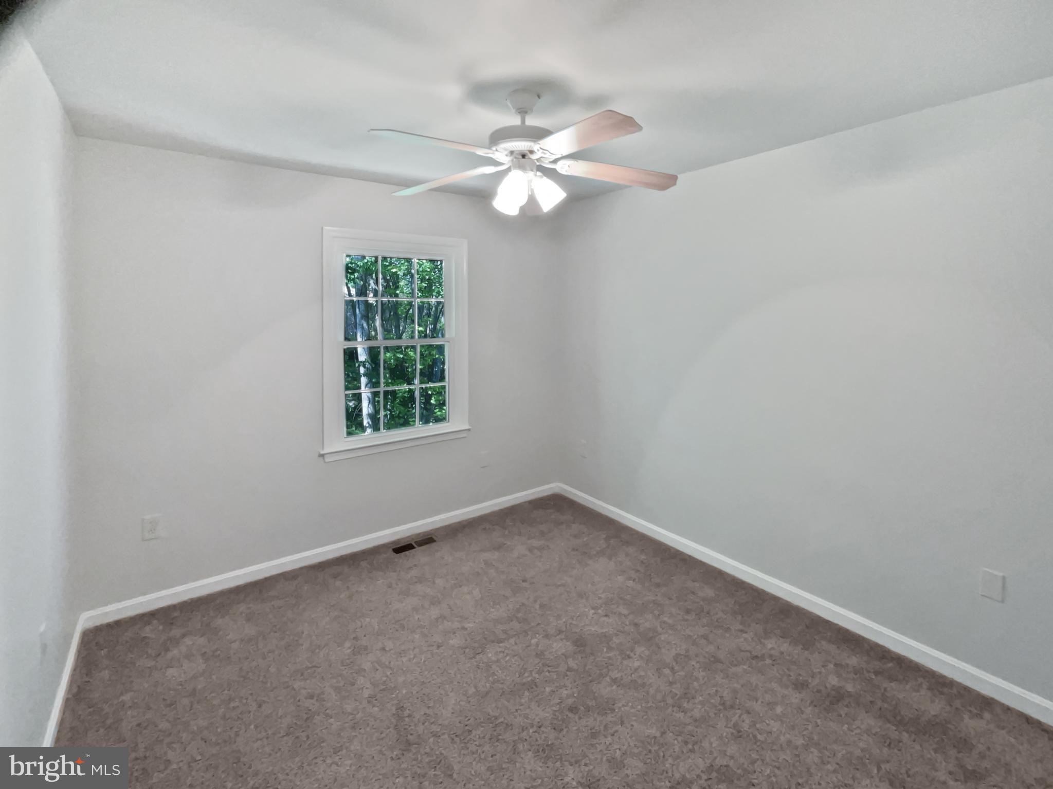 COUNTRY CREEK - Residential