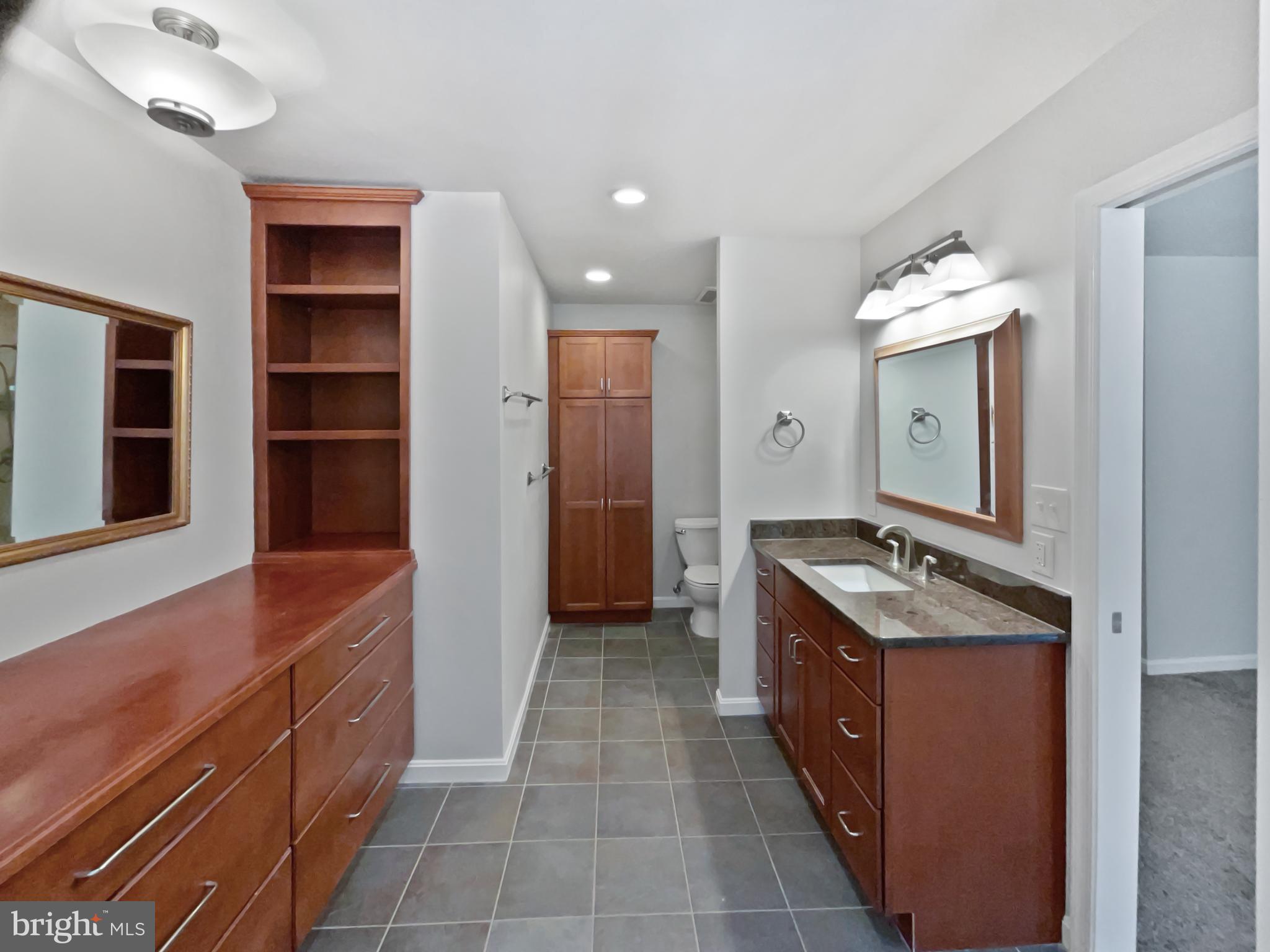 COUNTRY CREEK - Residential