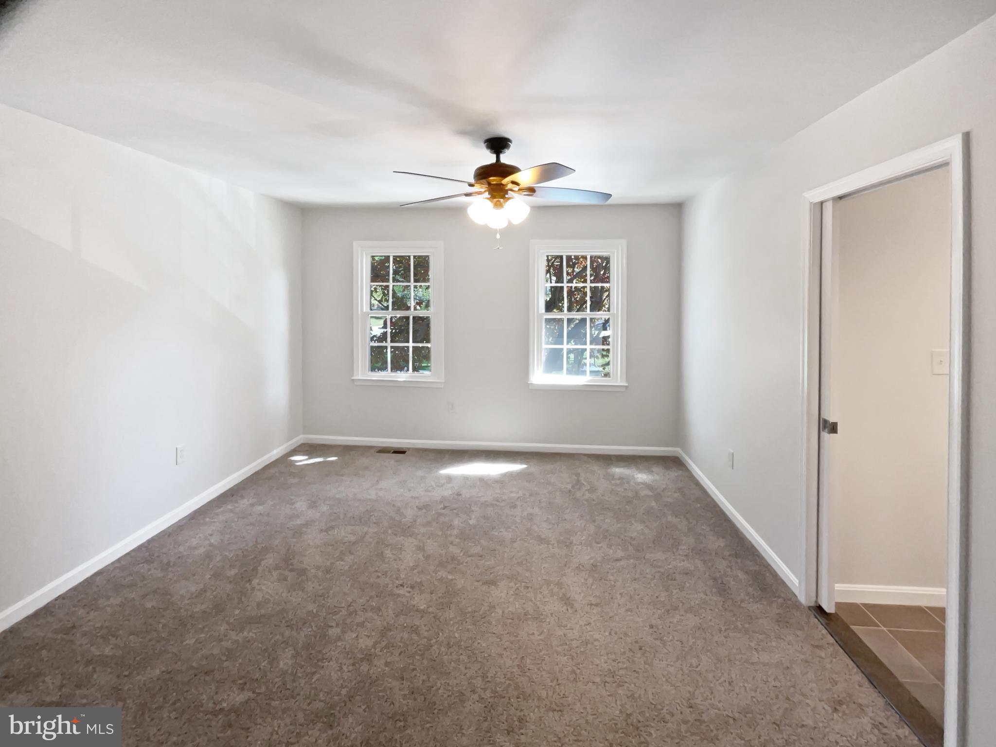 COUNTRY CREEK - Residential