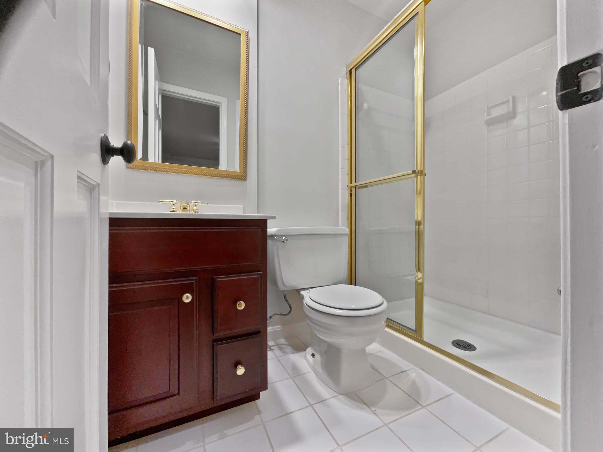 COUNTRY CREEK - Residential