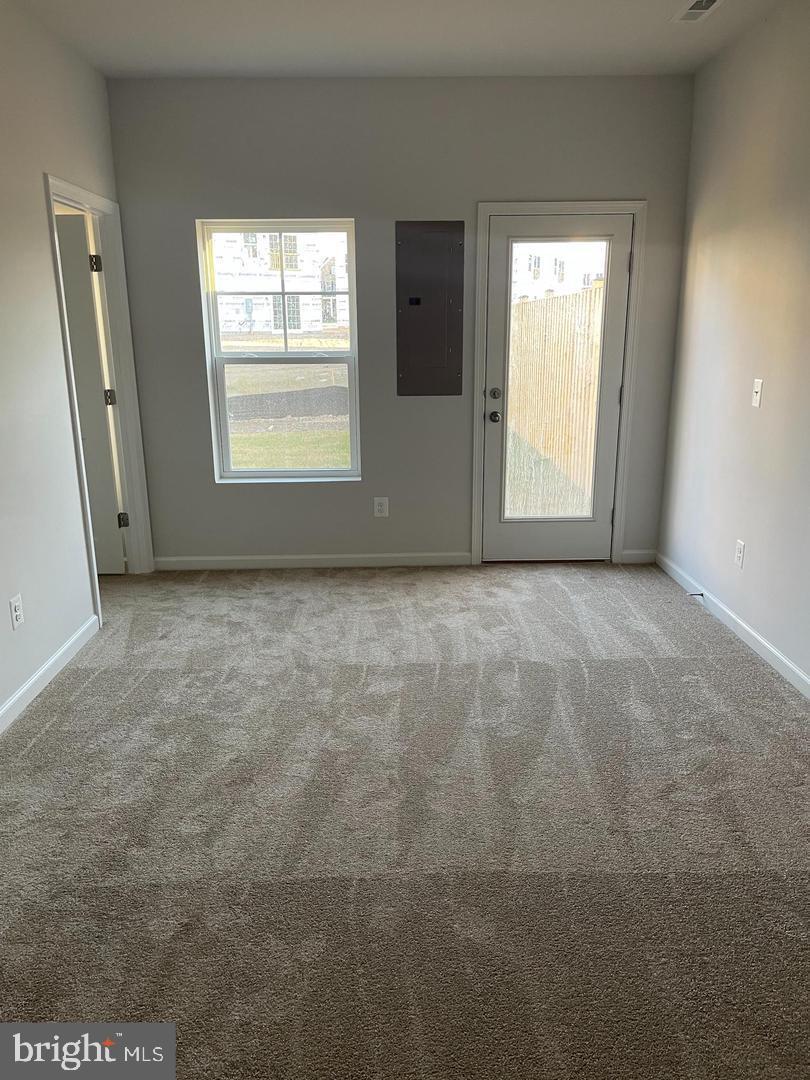 SNOWDEN BRIDGE - Residential Lease