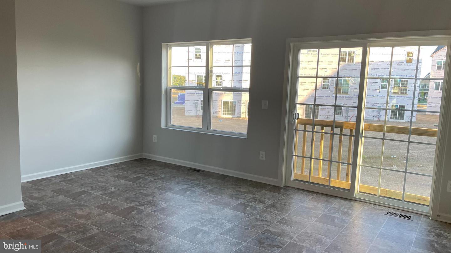 SNOWDEN BRIDGE - Residential Lease