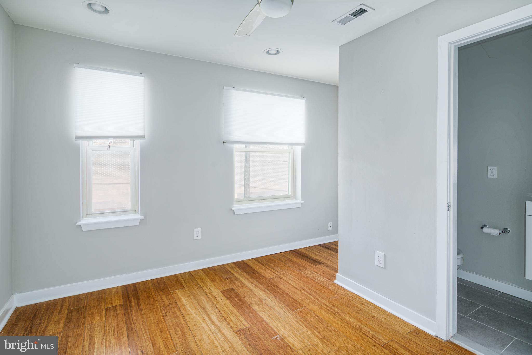 OLDE KENSINGTON - Residential Lease