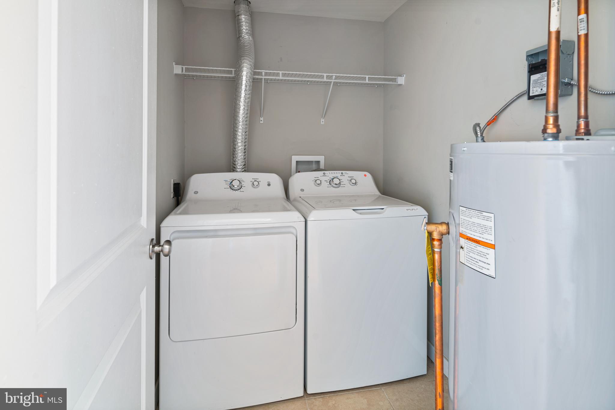 OLDE KENSINGTON - Residential Lease