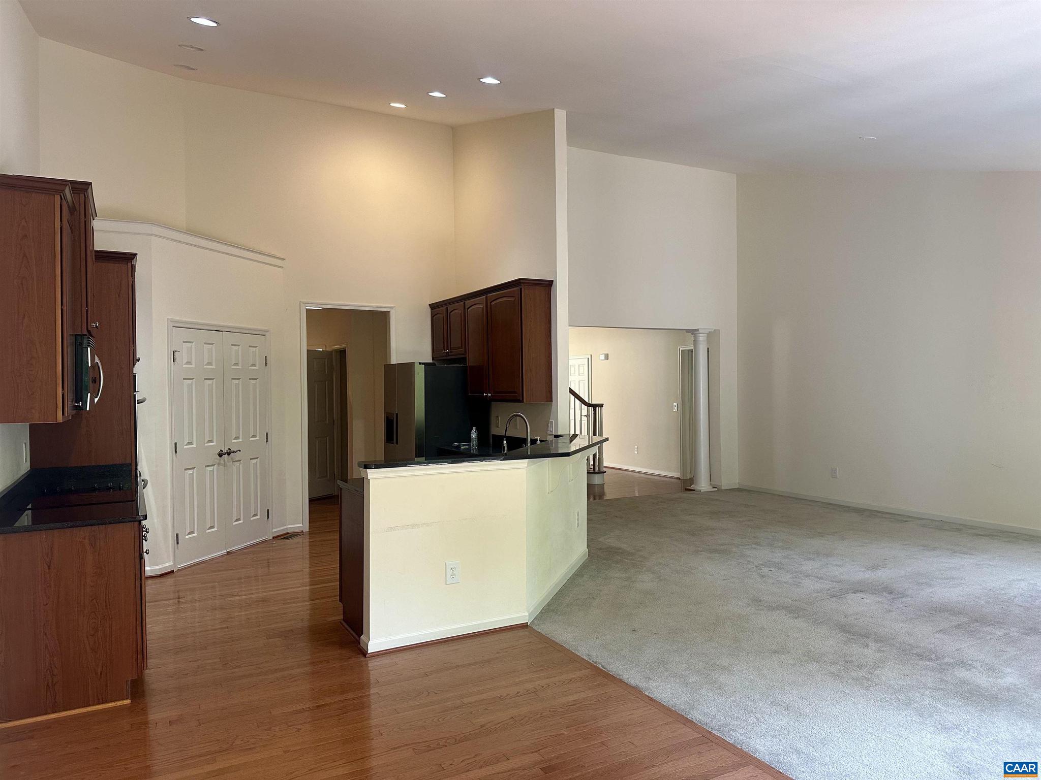 OLD TRAIL - Residential Lease