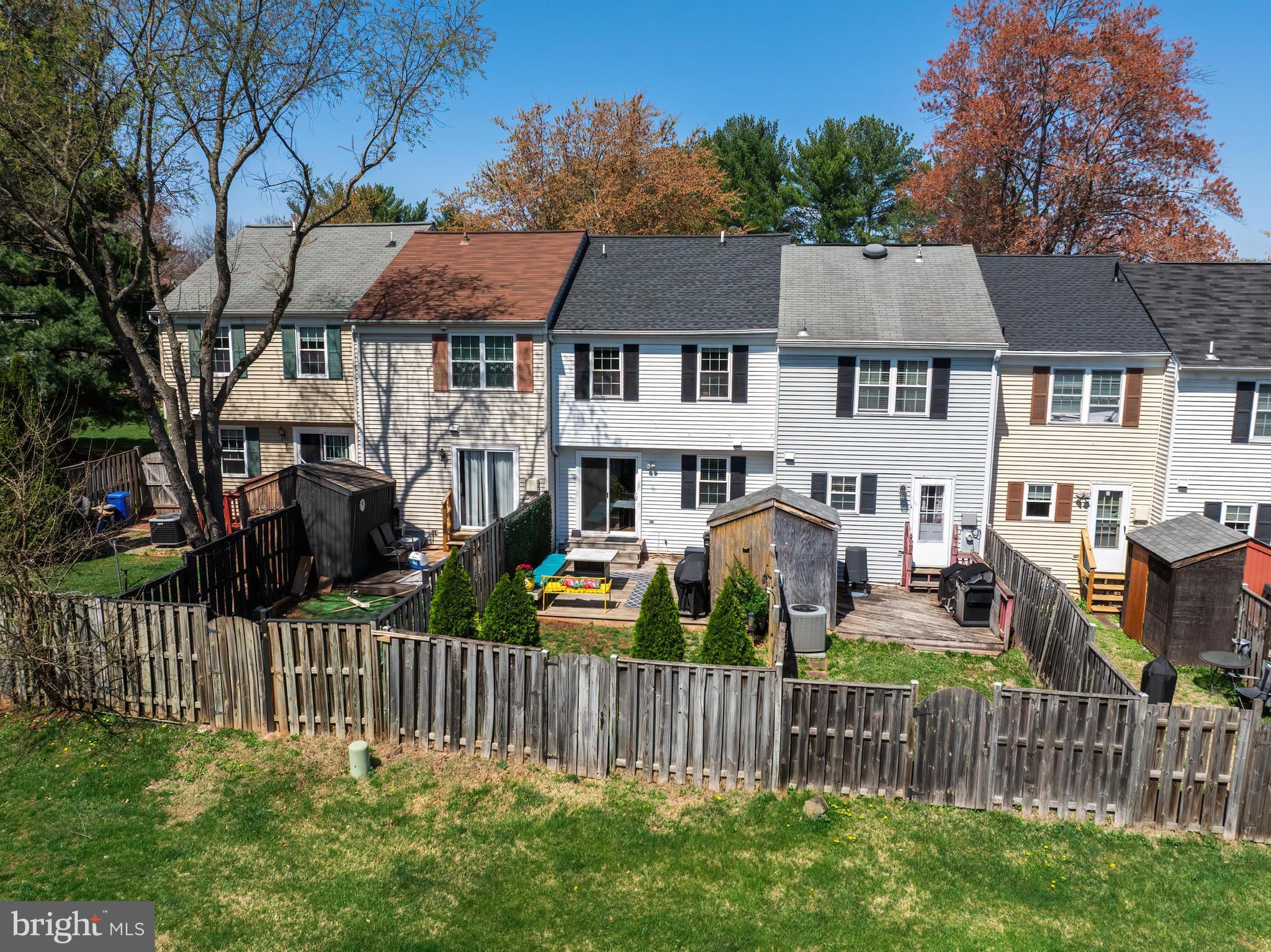 COUNTRYSIDE - Residential