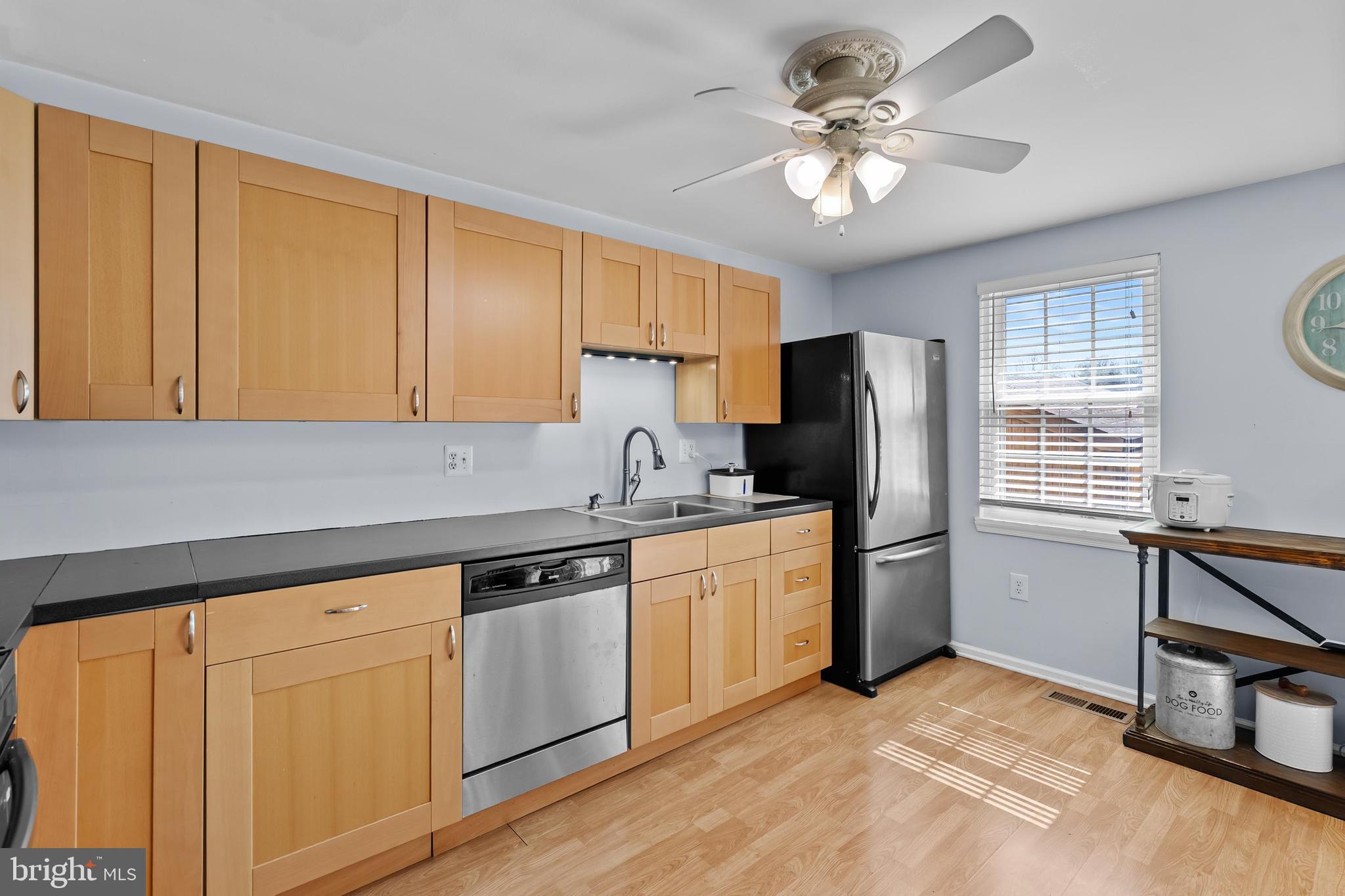 COUNTRYSIDE - Residential