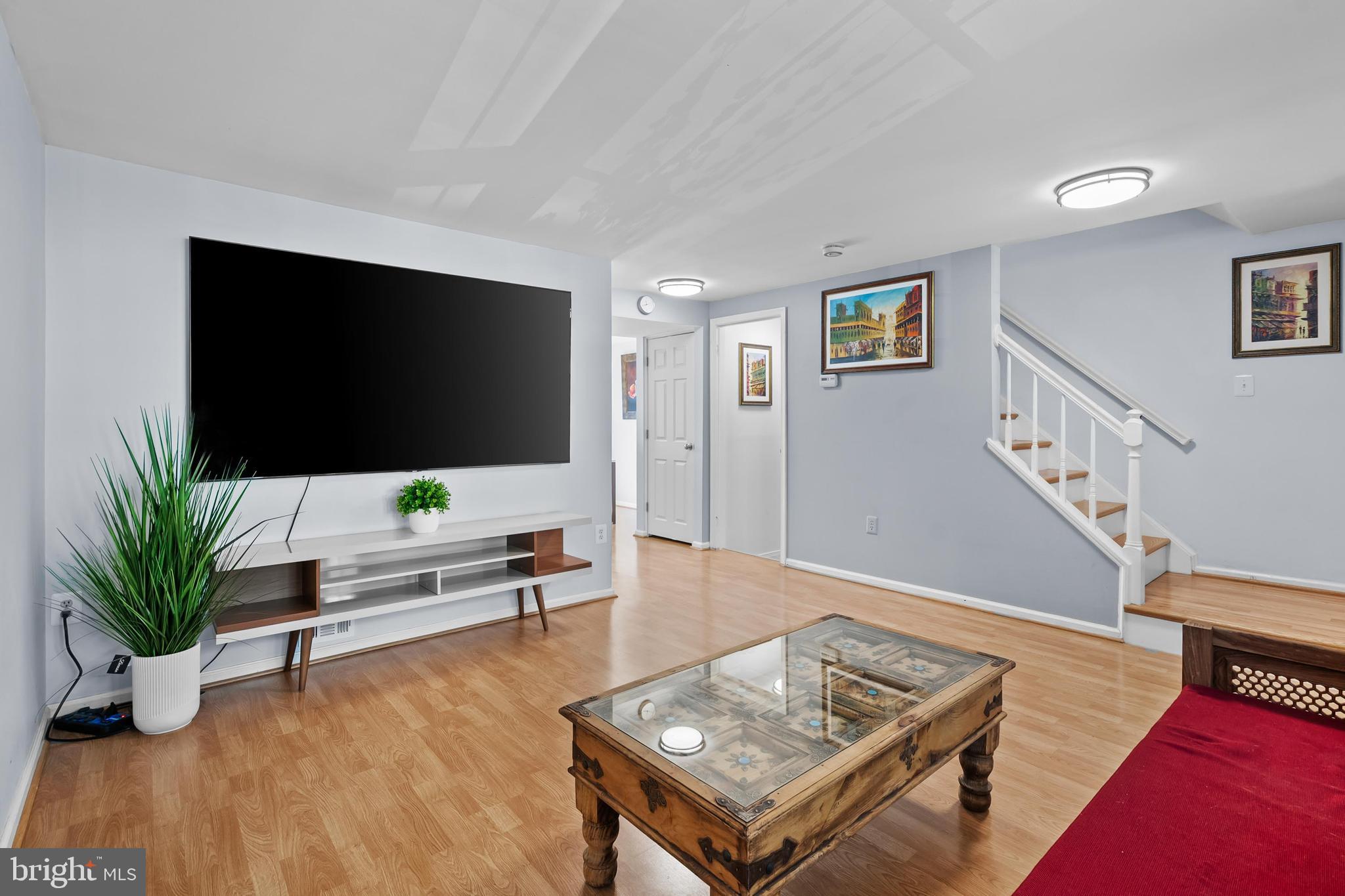 COUNTRYSIDE - Residential