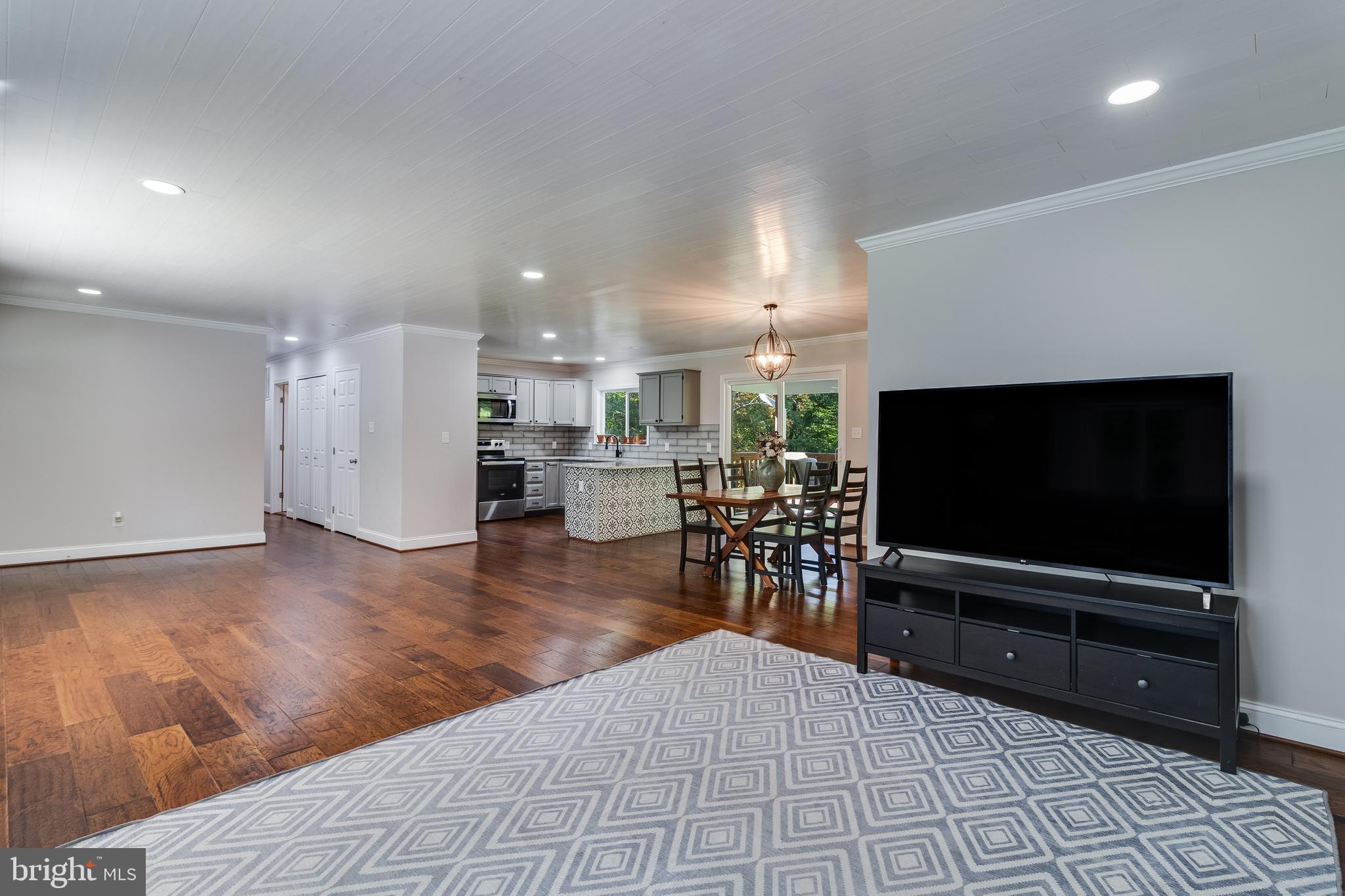 GARDEN ESTATES - Residential