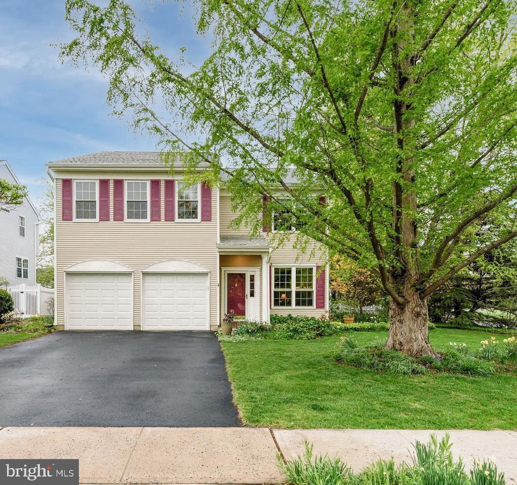 Photo of 2 Fanning Way, PENNINGTON, NJ 08534 (MLS # NJME2075994)