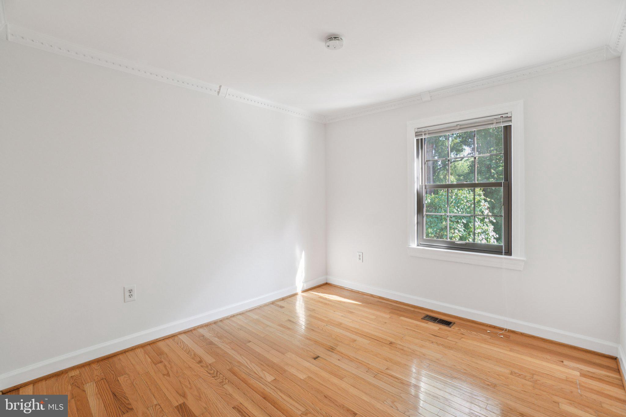 CARDINAL GLEN - Residential