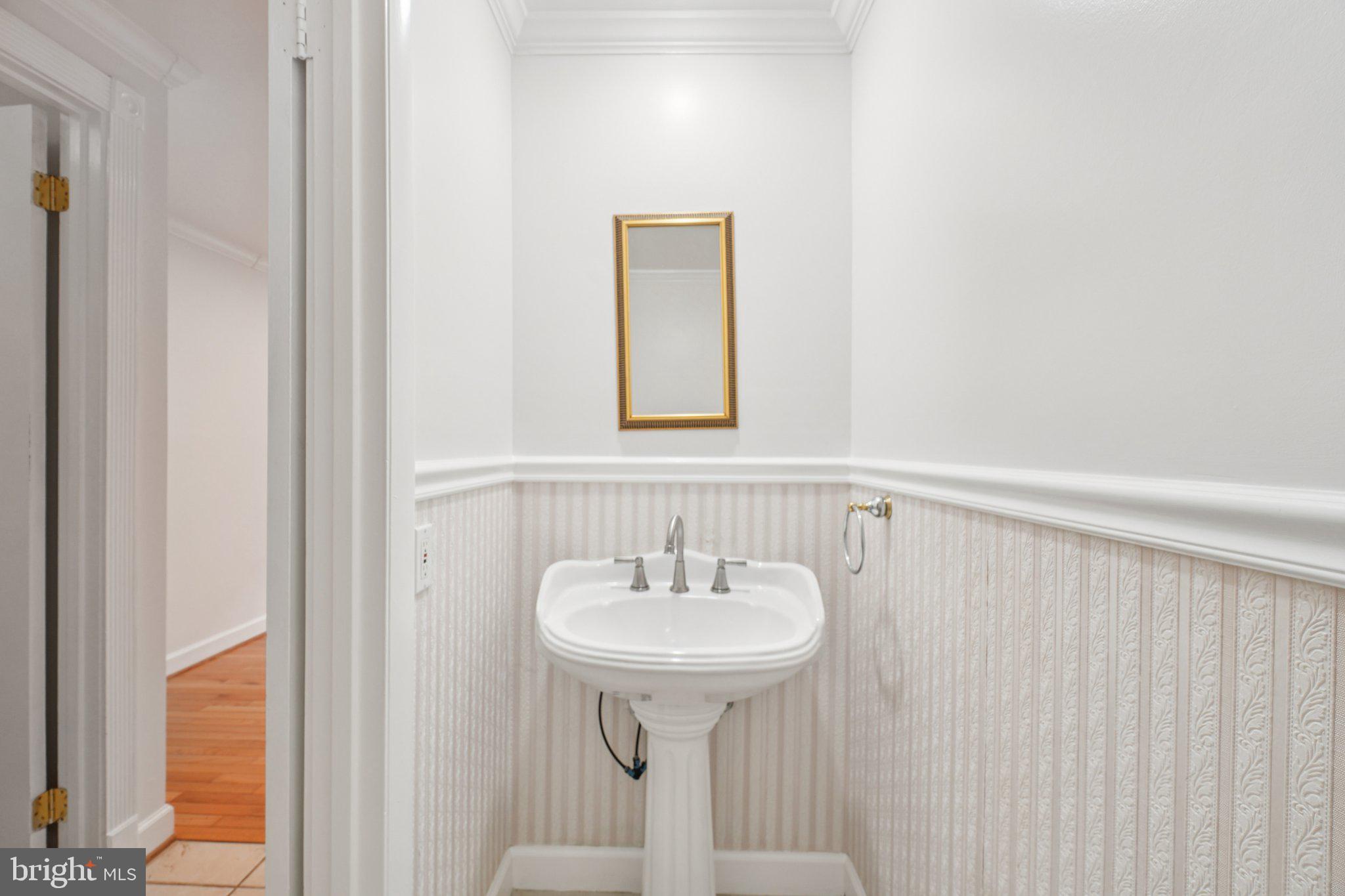 CARDINAL GLEN - Residential