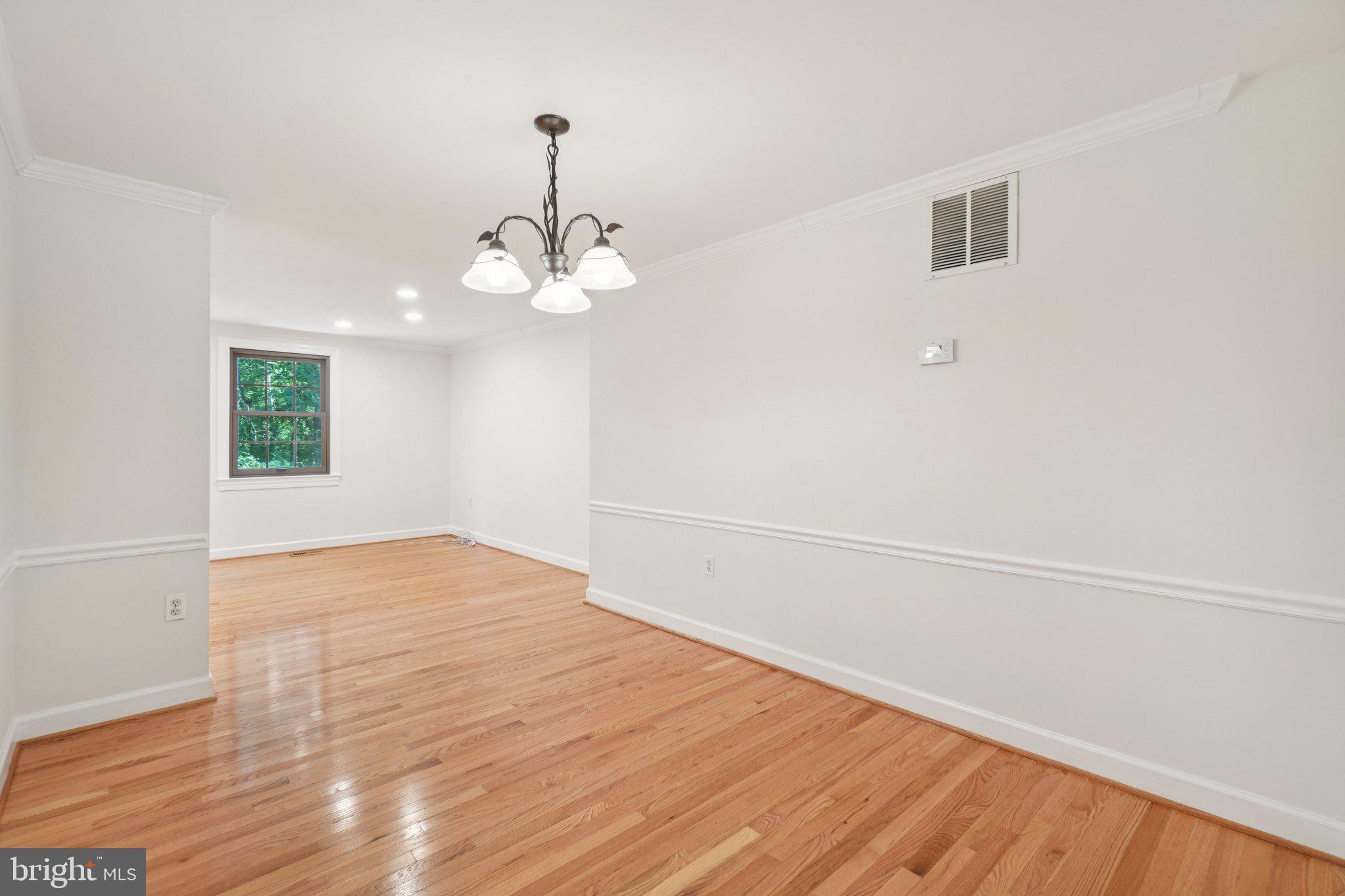 CARDINAL GLEN - Residential