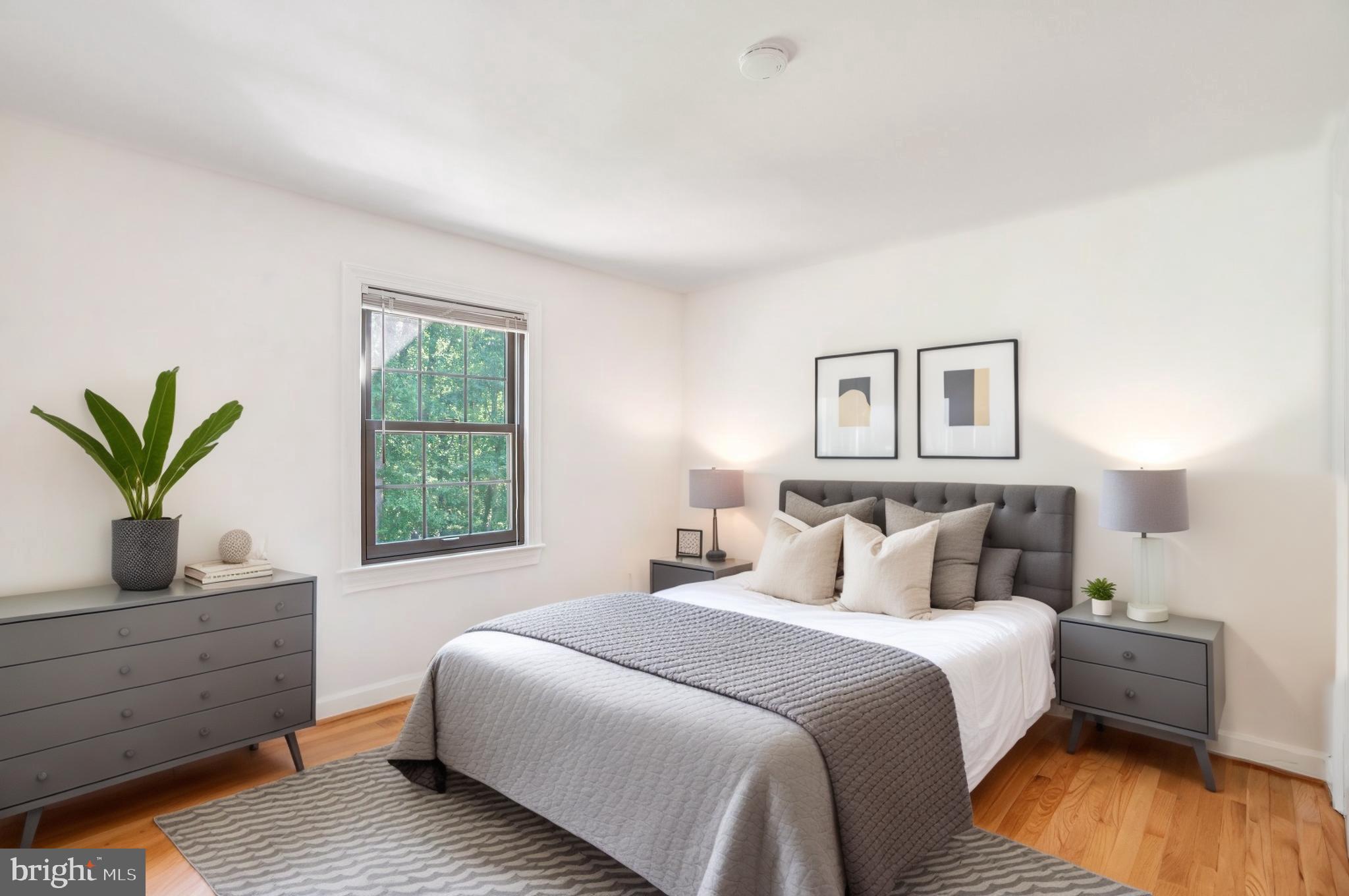 CARDINAL GLEN - Residential