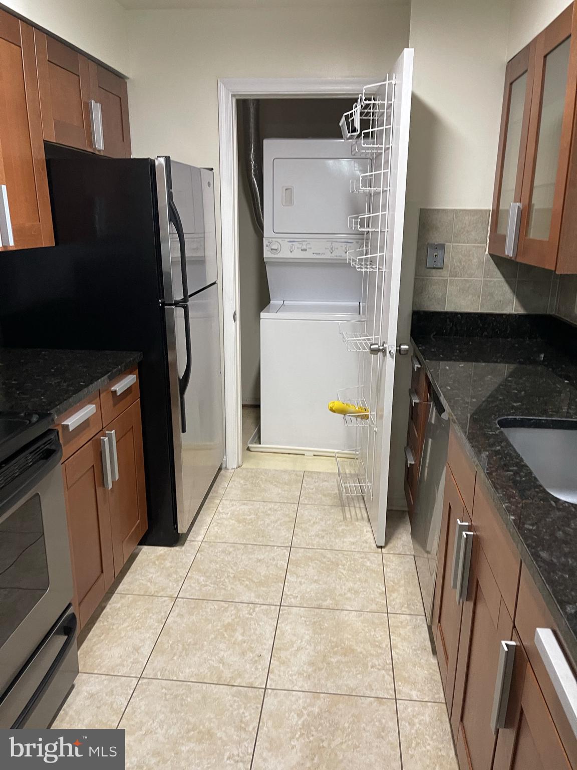 LAFAYETTE FOREST - Residential Lease