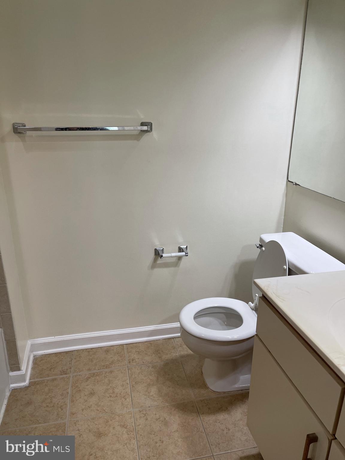 LAFAYETTE FOREST - Residential Lease