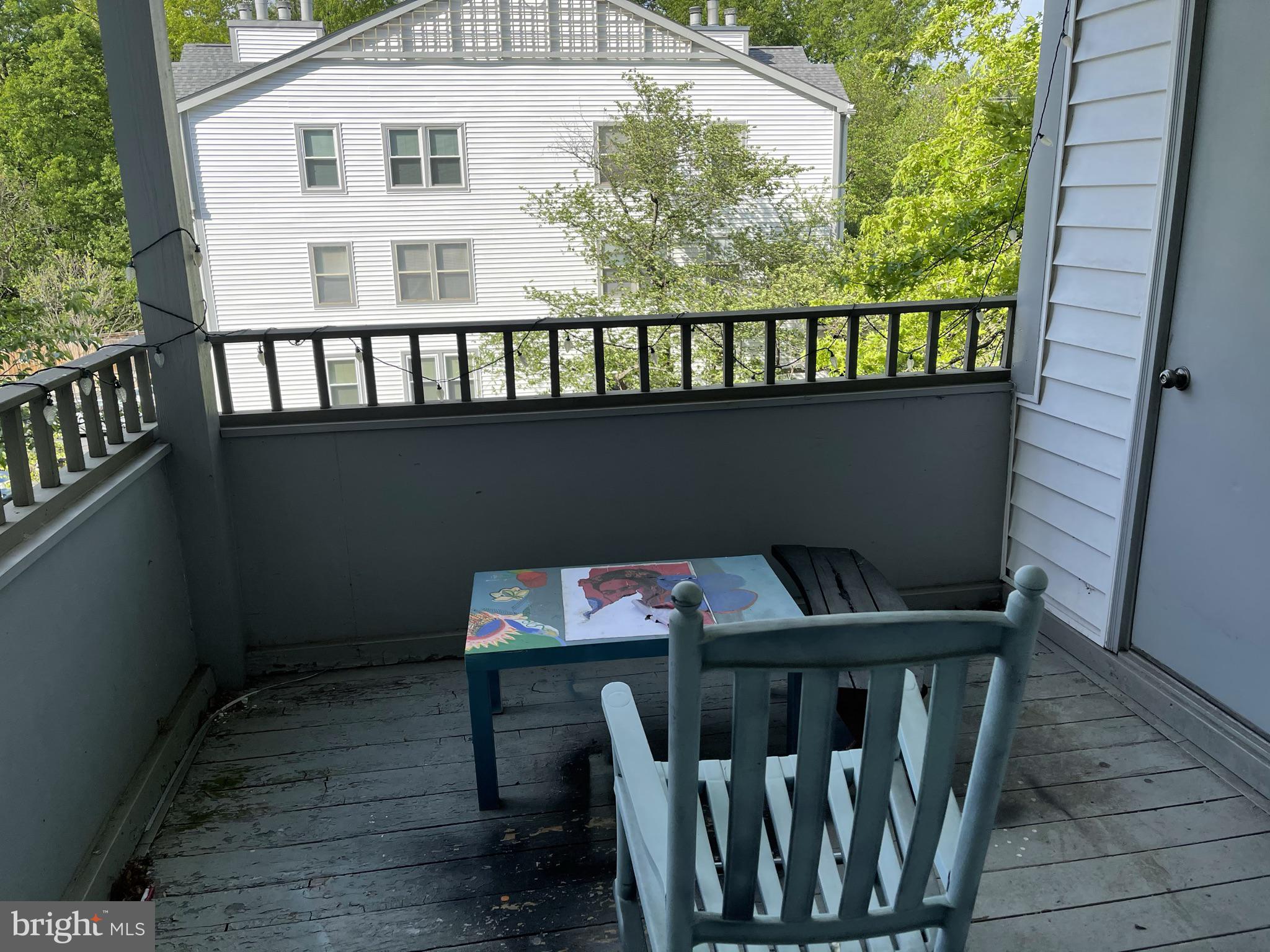 LAFAYETTE FOREST - Residential Lease