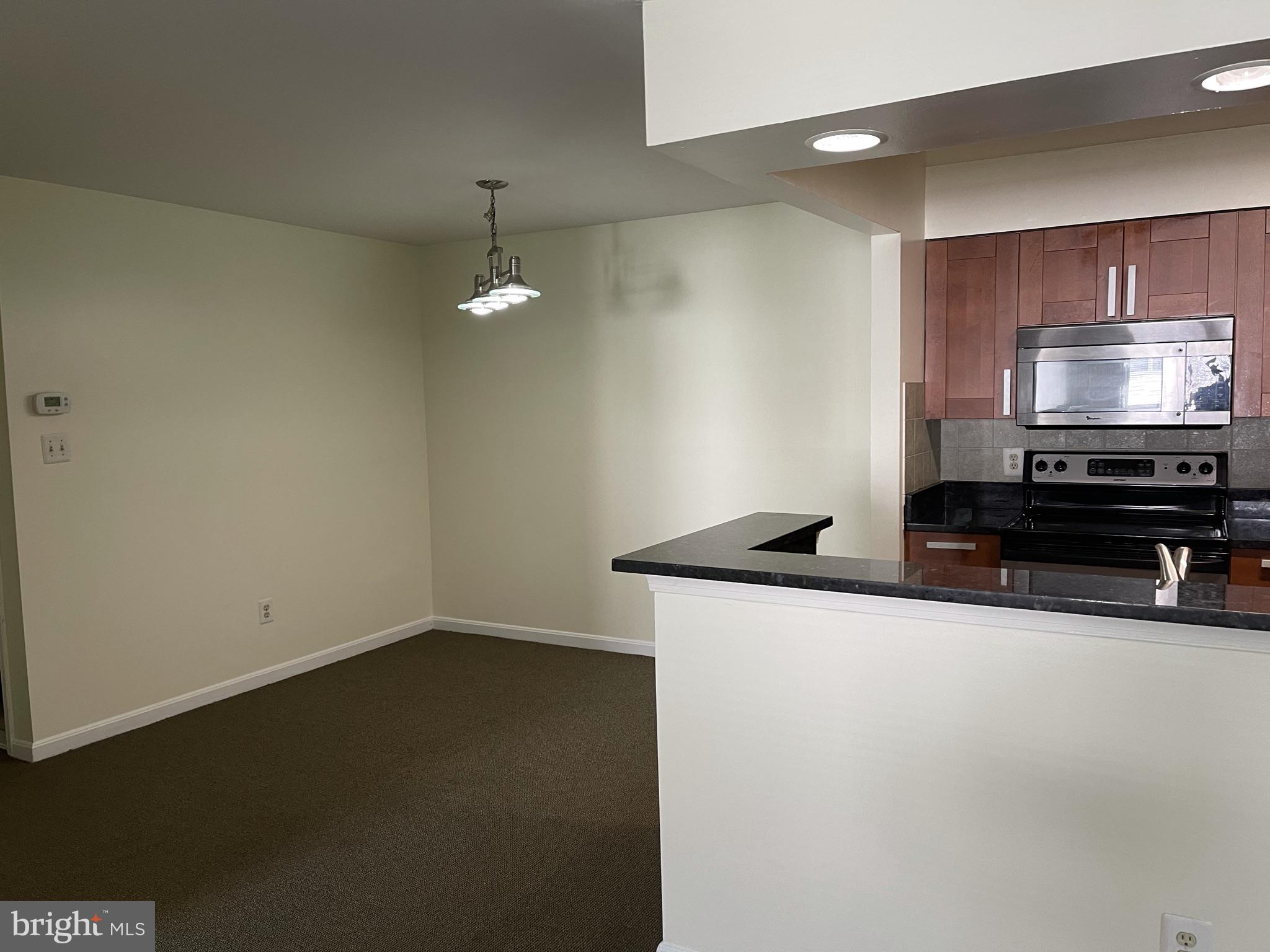 LAFAYETTE FOREST - Residential Lease