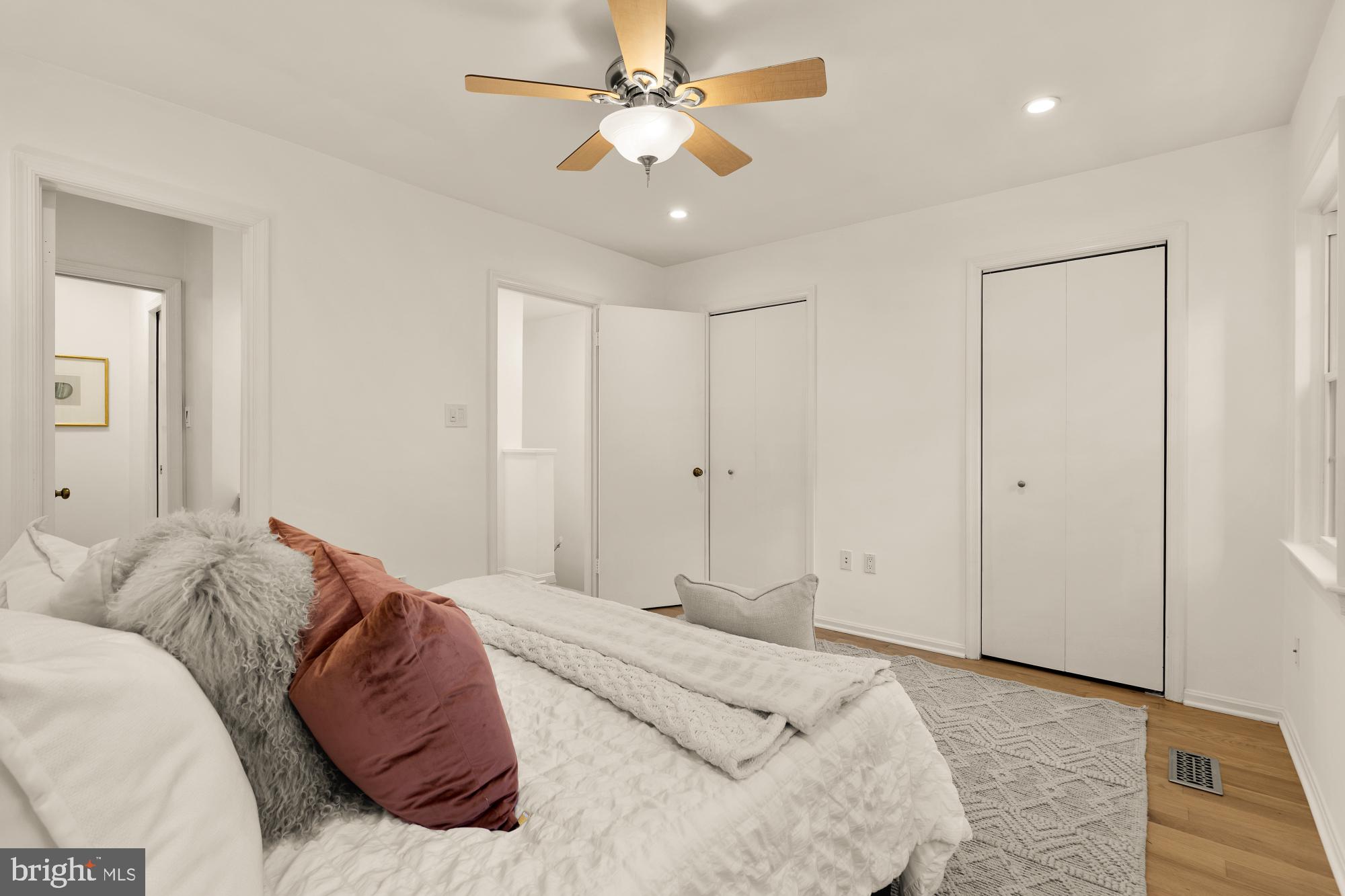 VERMONT PLACE - Residential