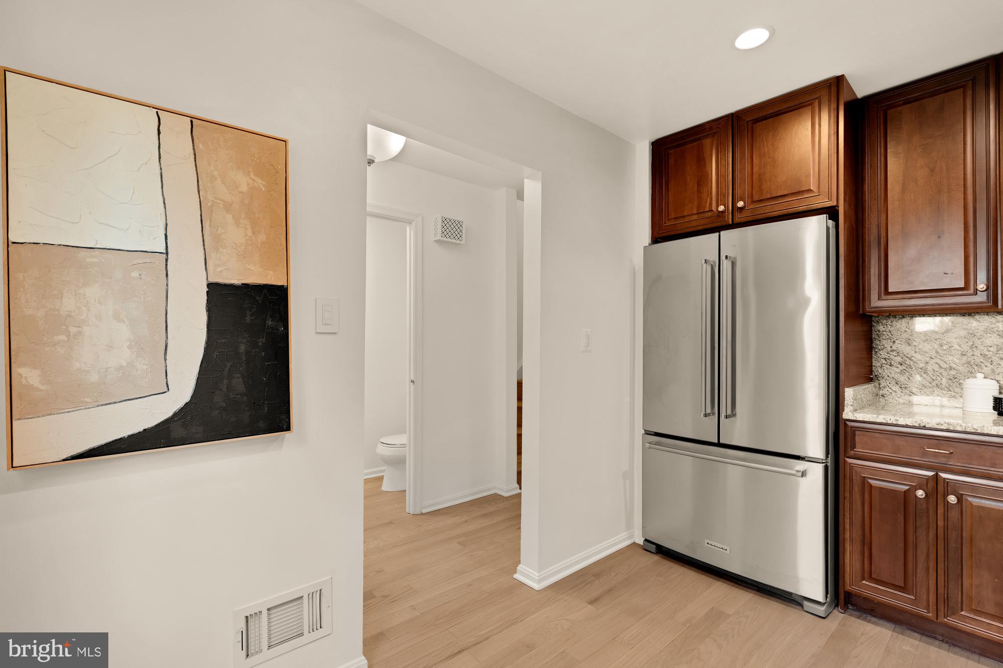 VERMONT PLACE - Residential