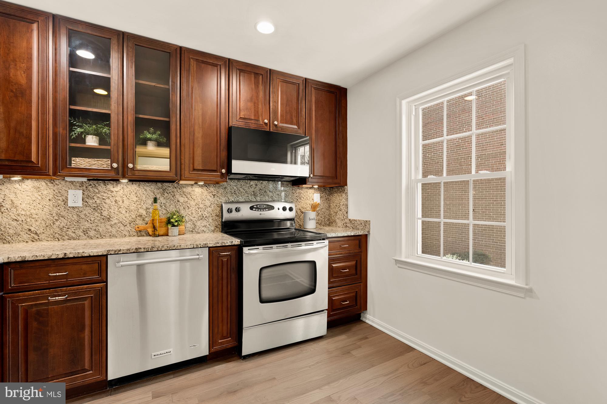 VERMONT PLACE - Residential