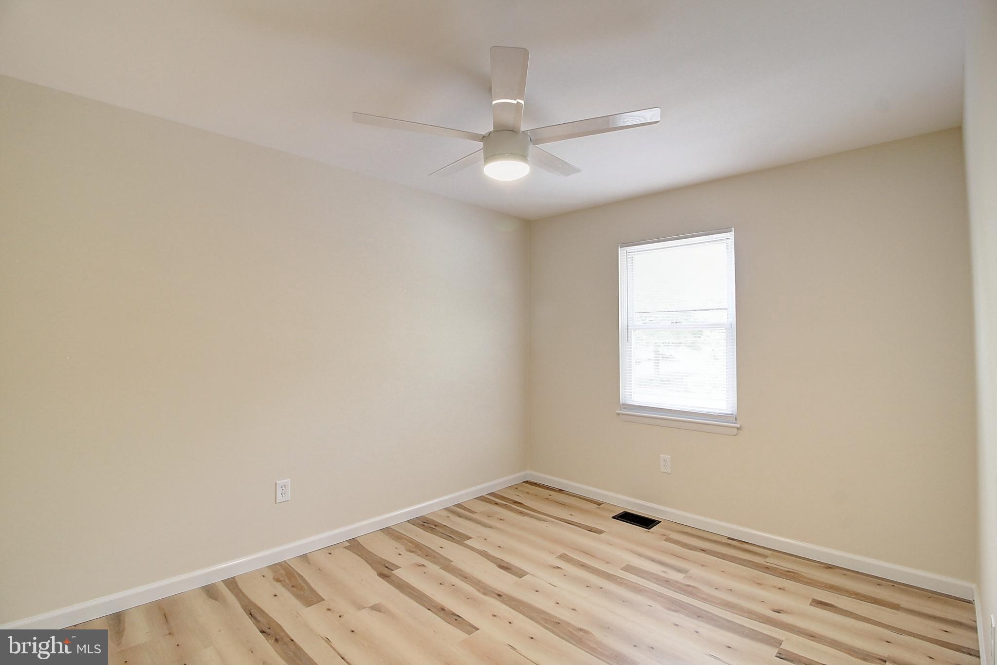 DISCOVERY - Residential Lease