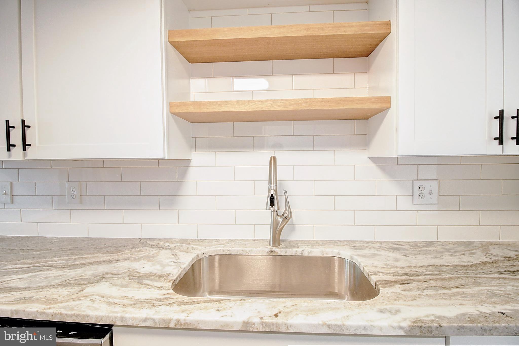 DISCOVERY - Residential Lease