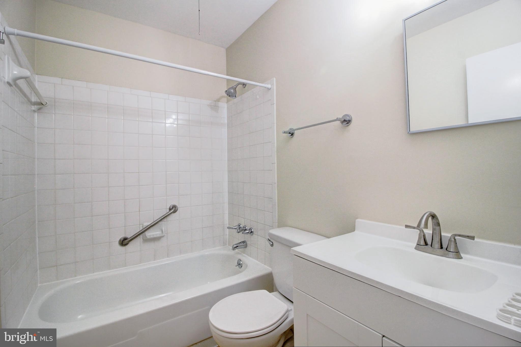 DISCOVERY - Residential Lease