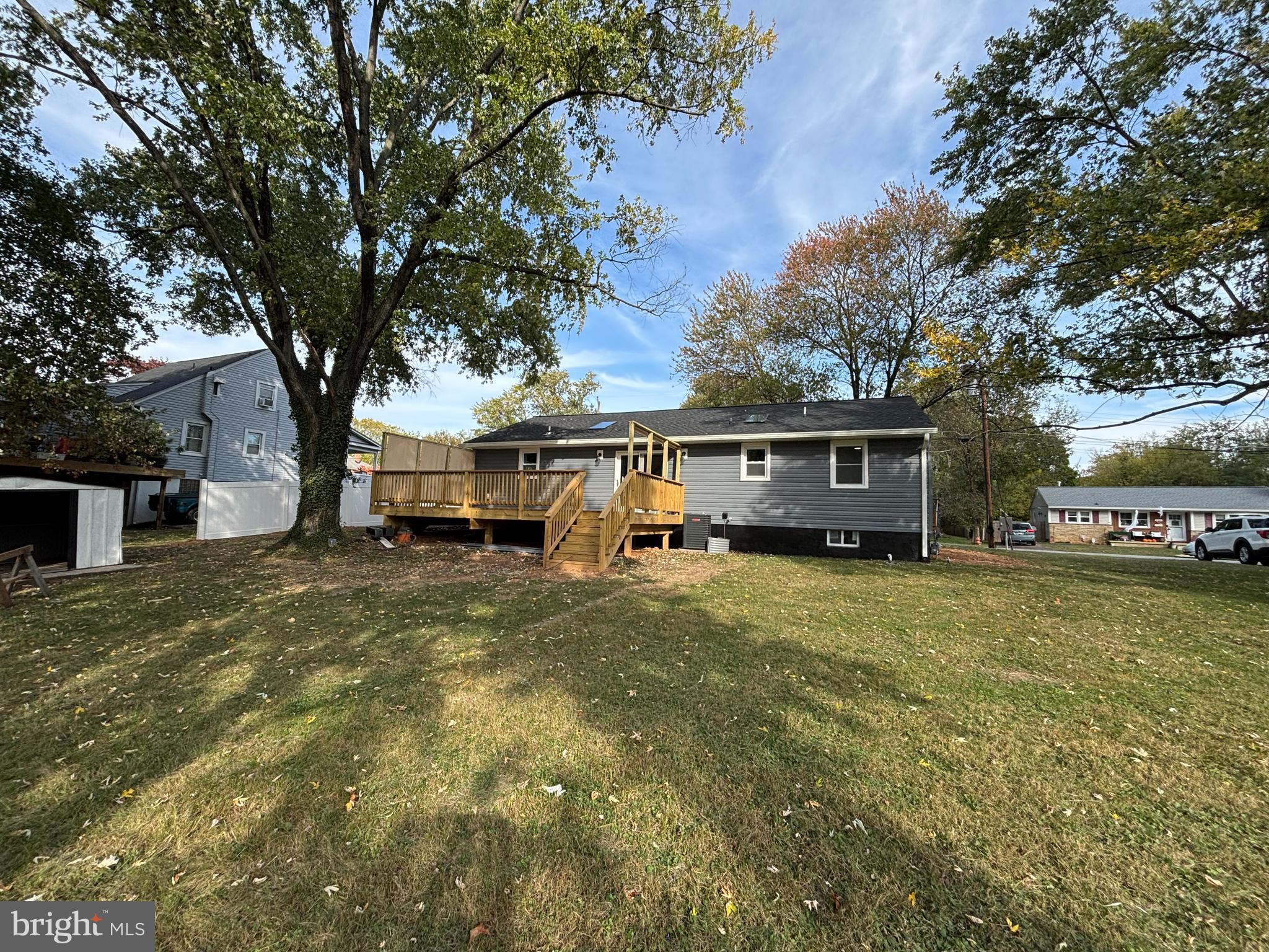 WEST HALETHORPE - Residential