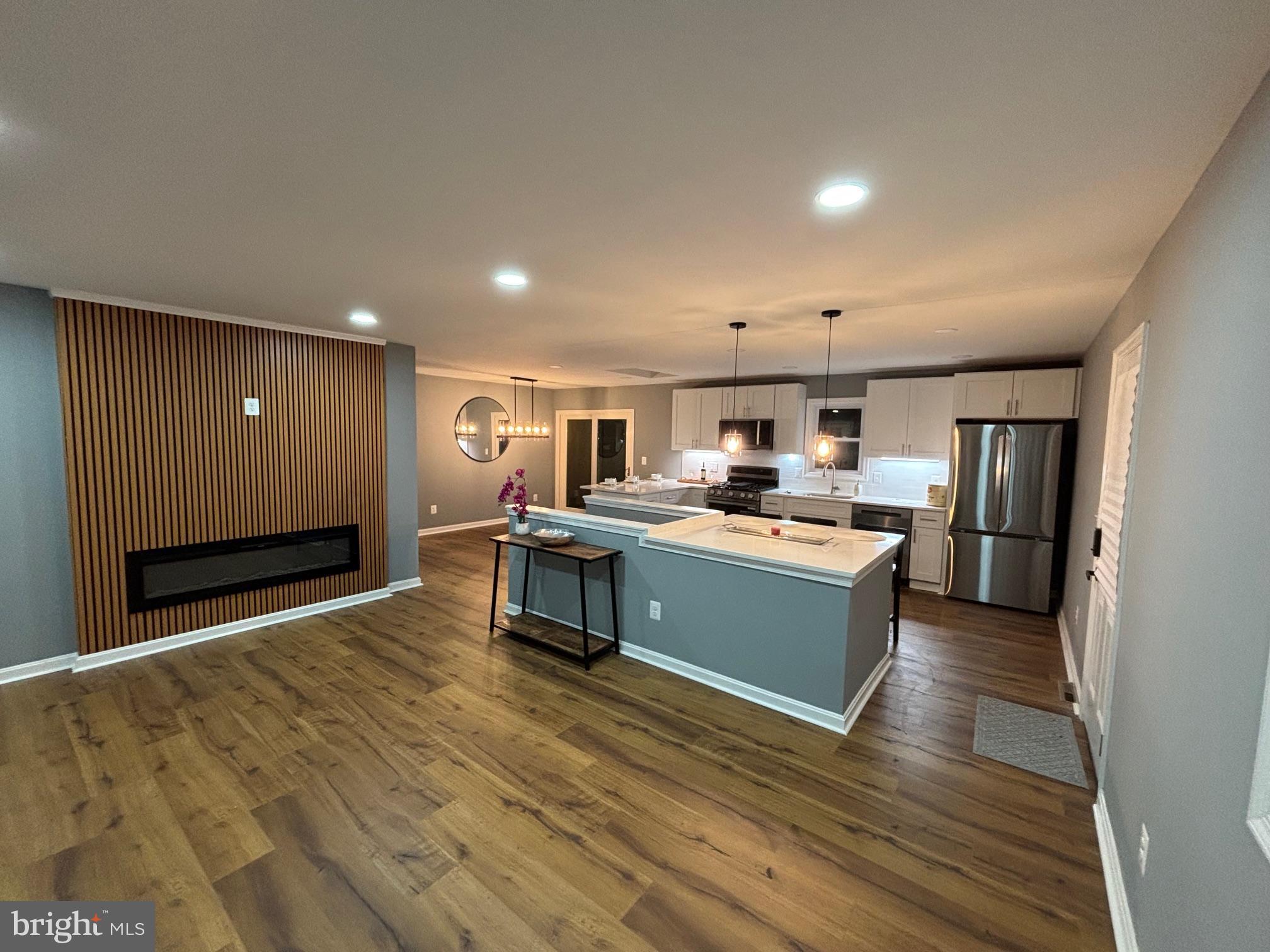 WEST HALETHORPE - Residential