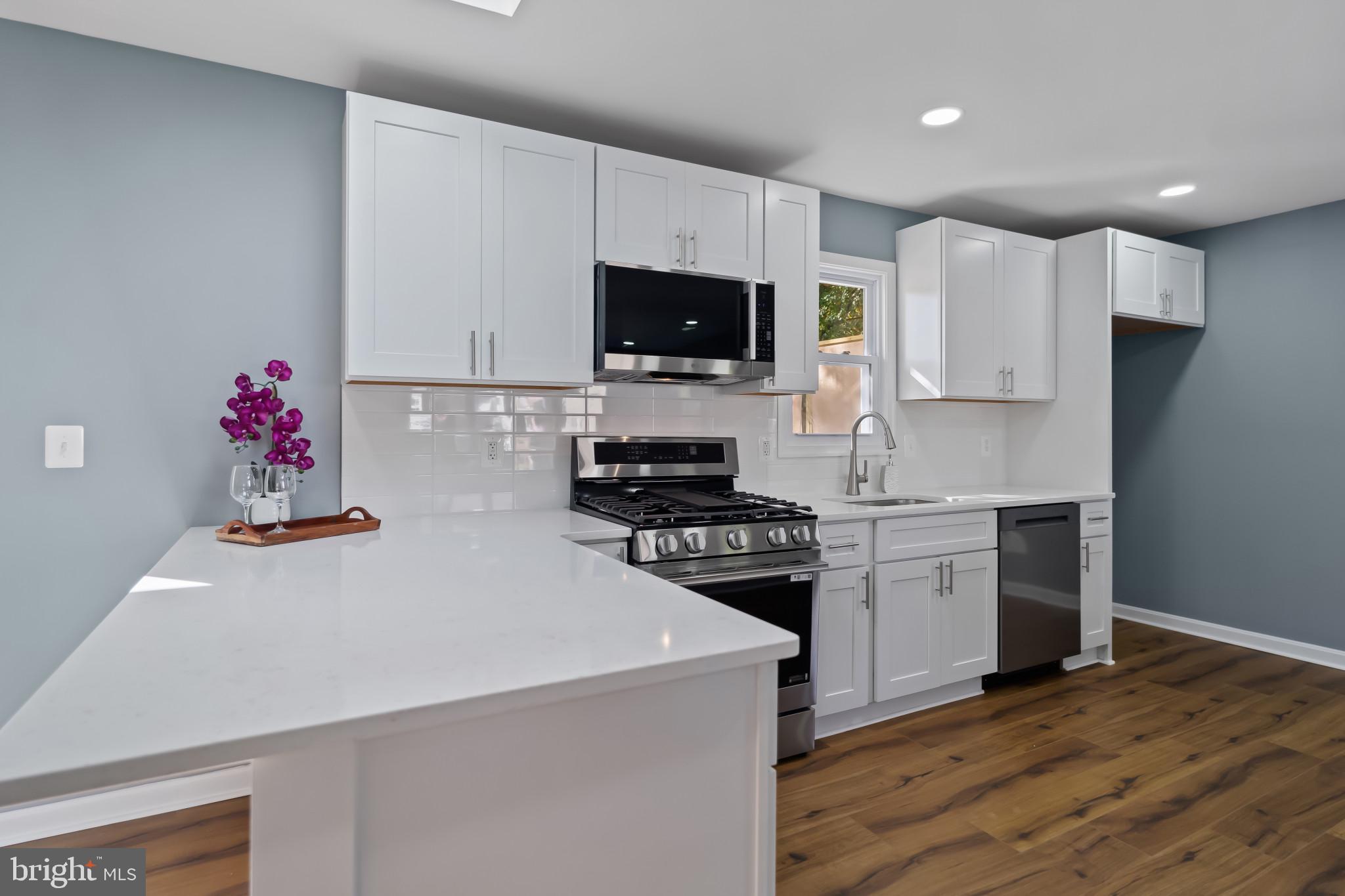 WEST HALETHORPE - Residential