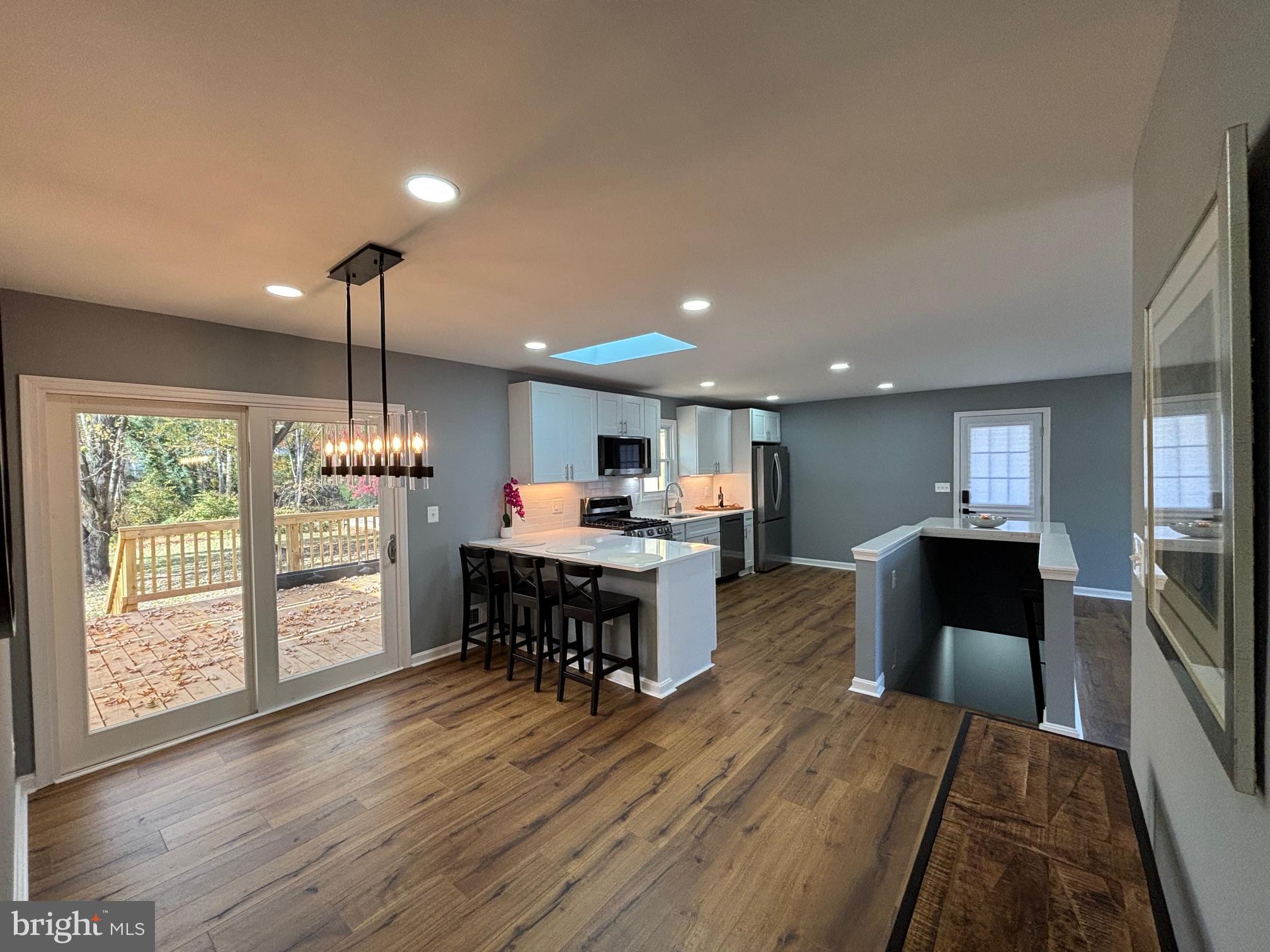 WEST HALETHORPE - Residential