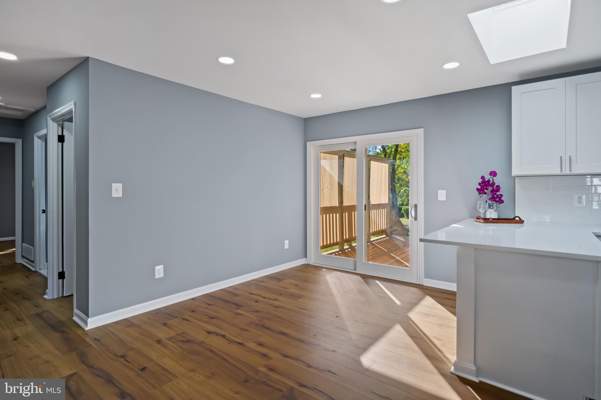 WEST HALETHORPE - Residential