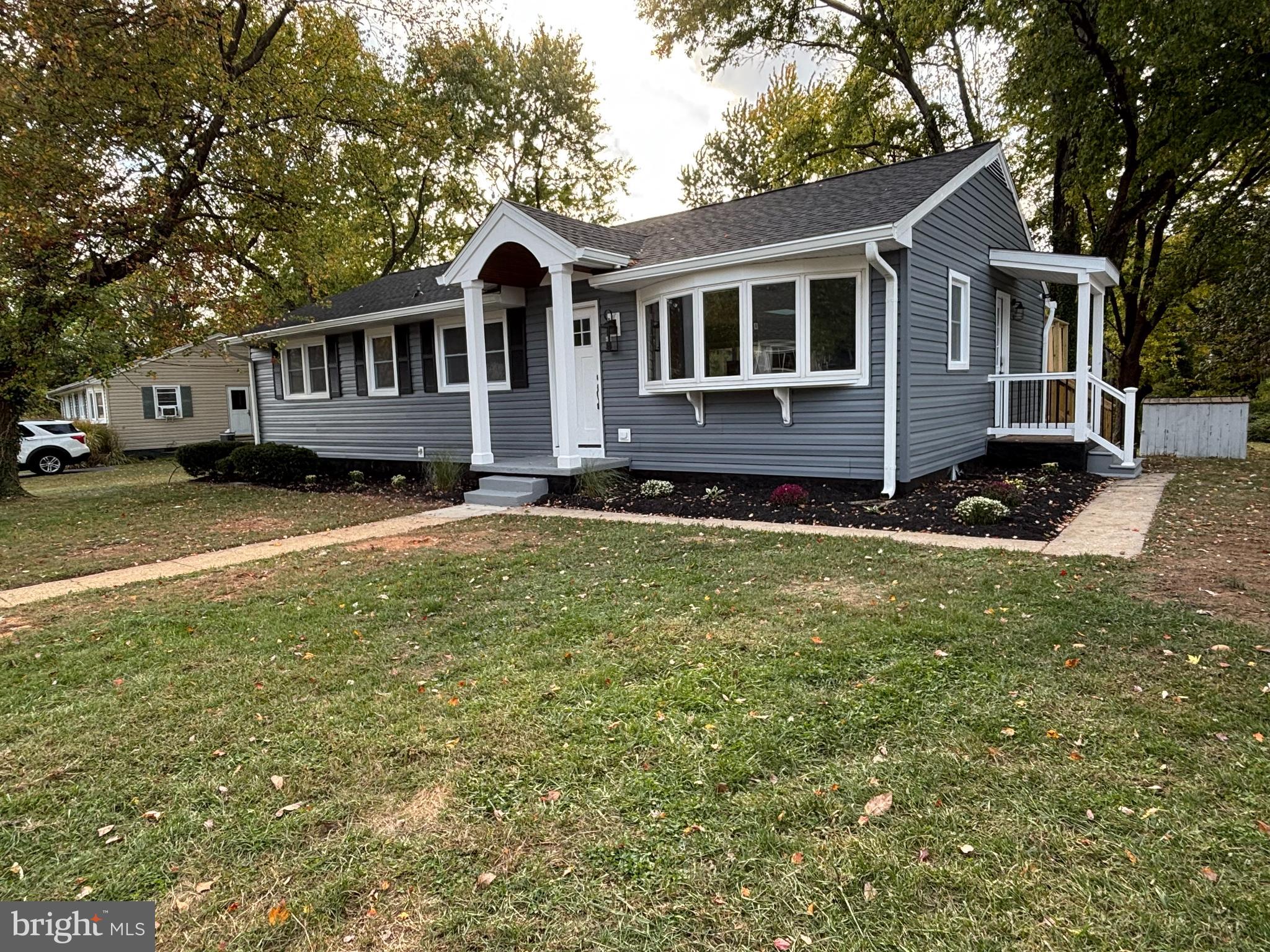 WEST HALETHORPE - Residential