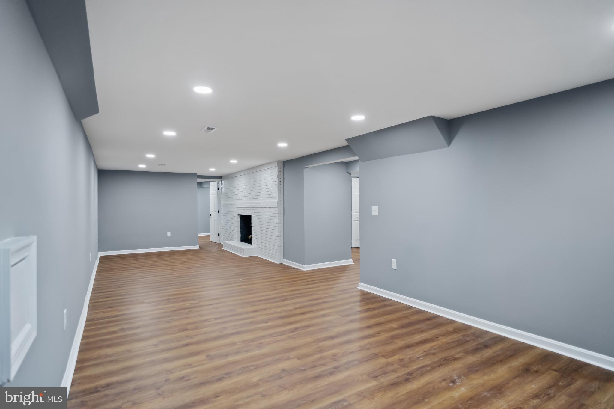 WEST HALETHORPE - Residential