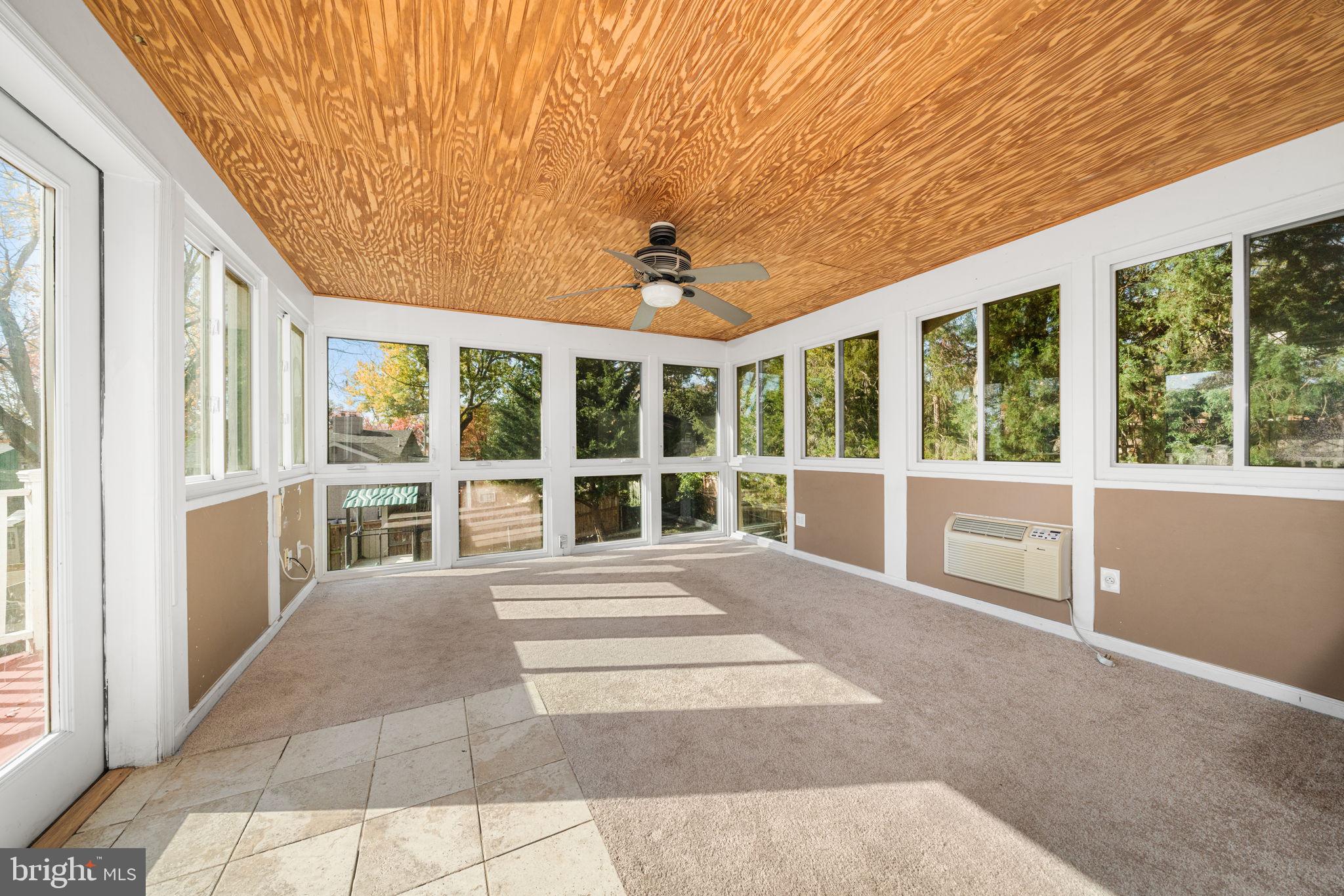 DALECREST - Residential Lease