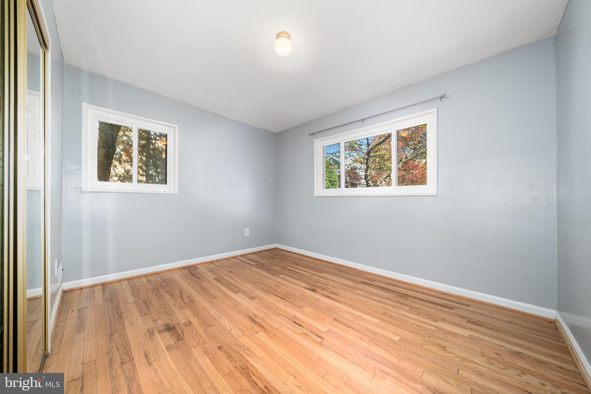 DALECREST - Residential Lease