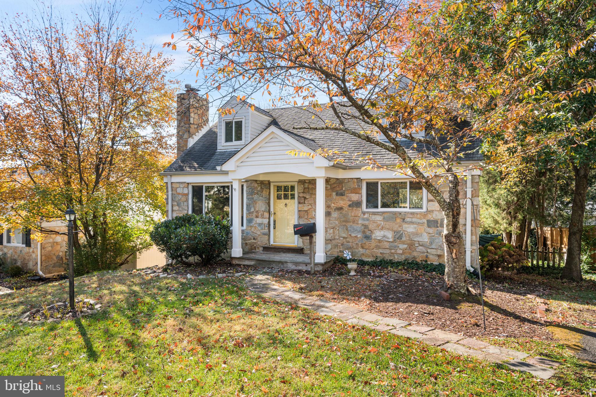 DALECREST - Residential Lease