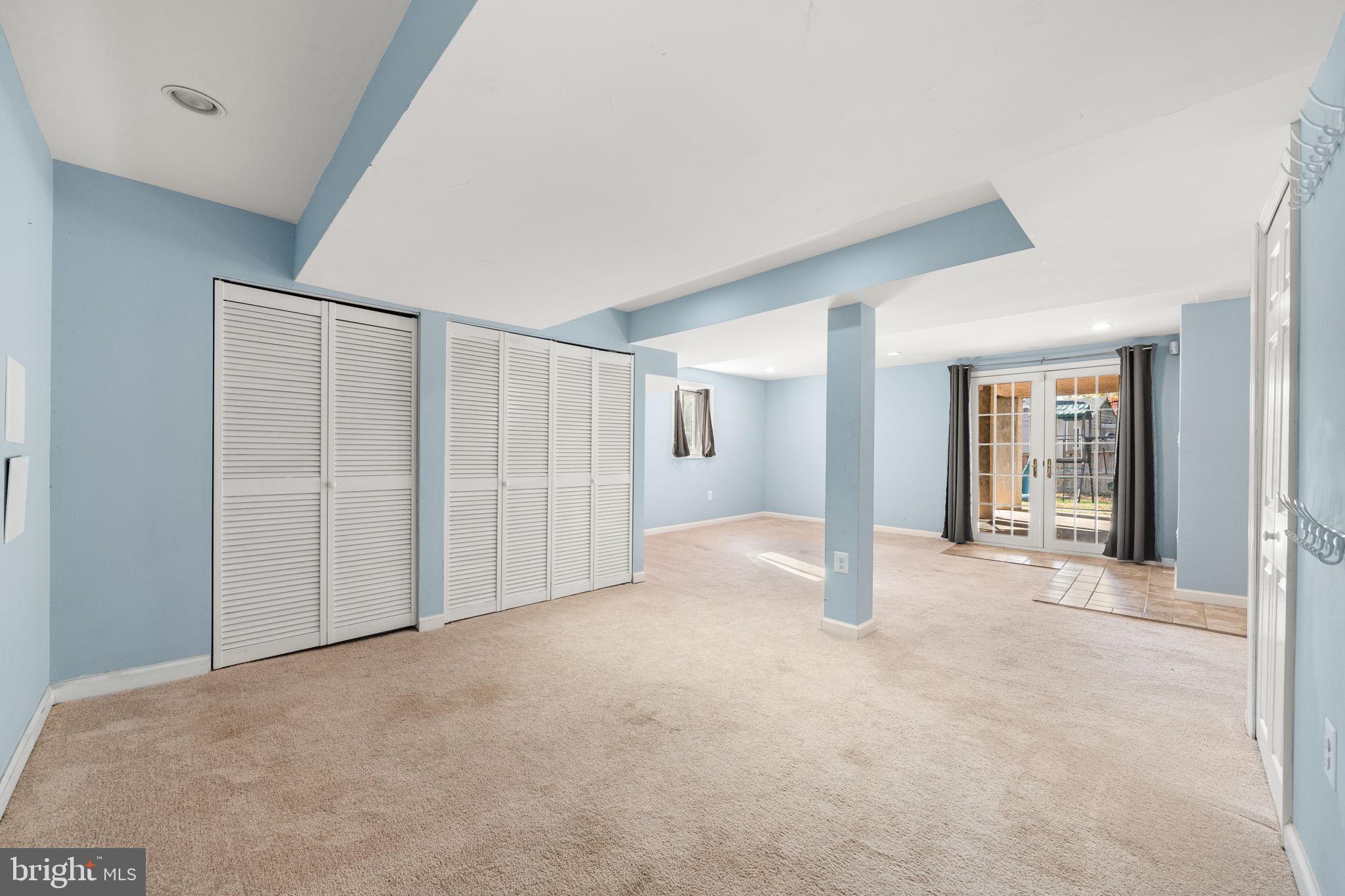 DALECREST - Residential Lease