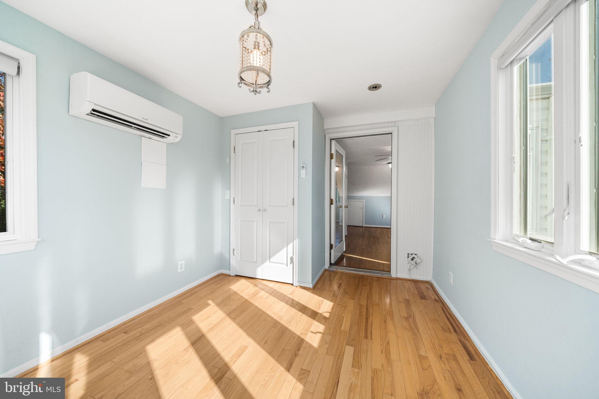 DALECREST - Residential Lease