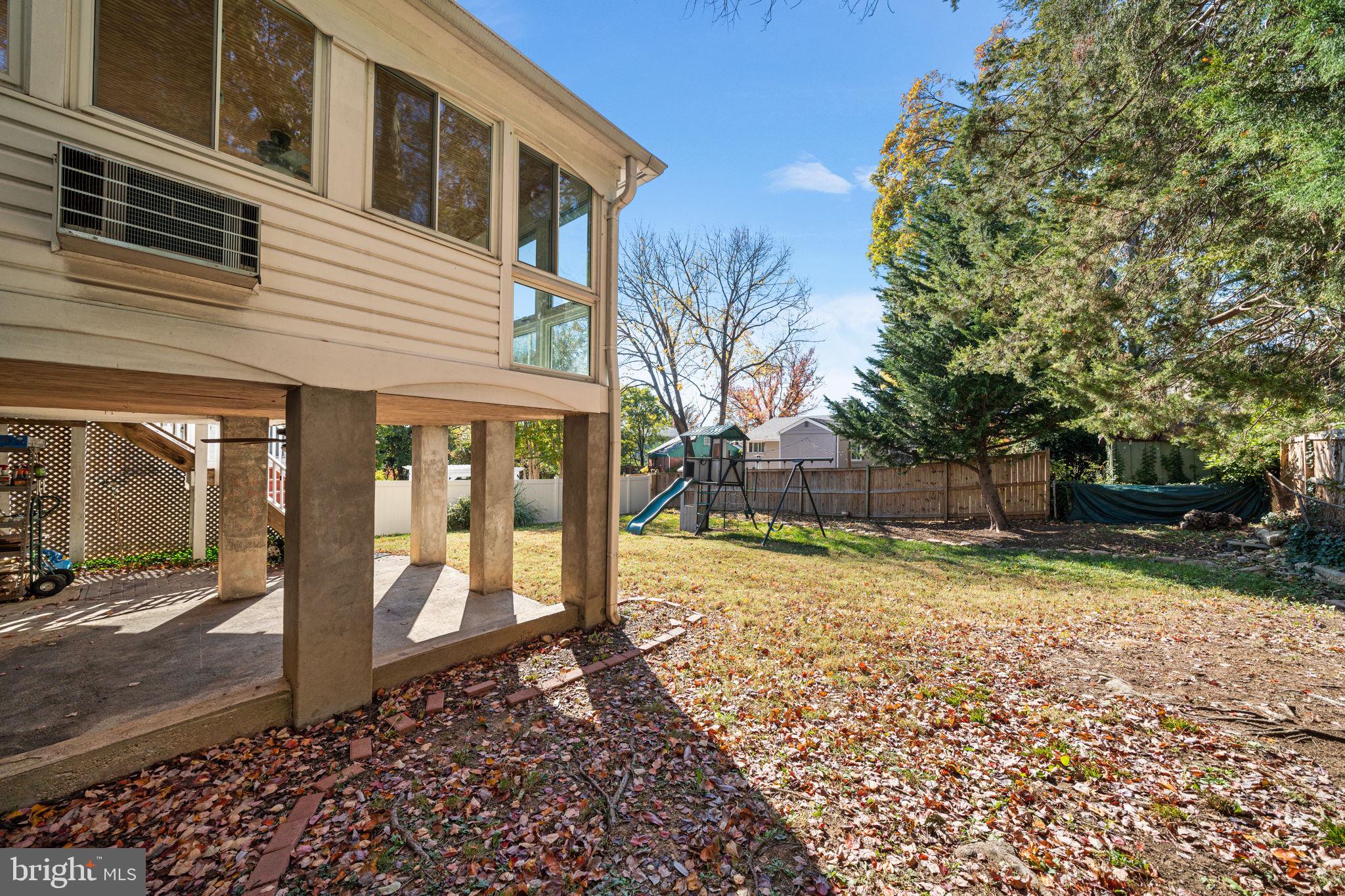 DALECREST - Residential Lease