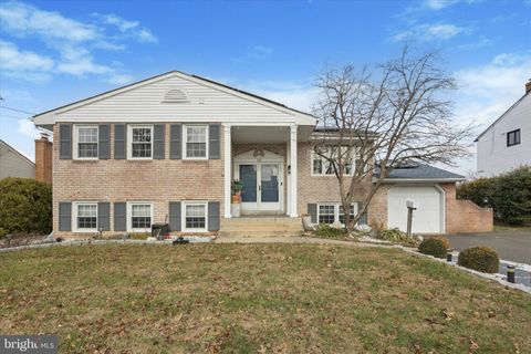 20 PEBBLE LANE CHERRY HILL NJ 08002