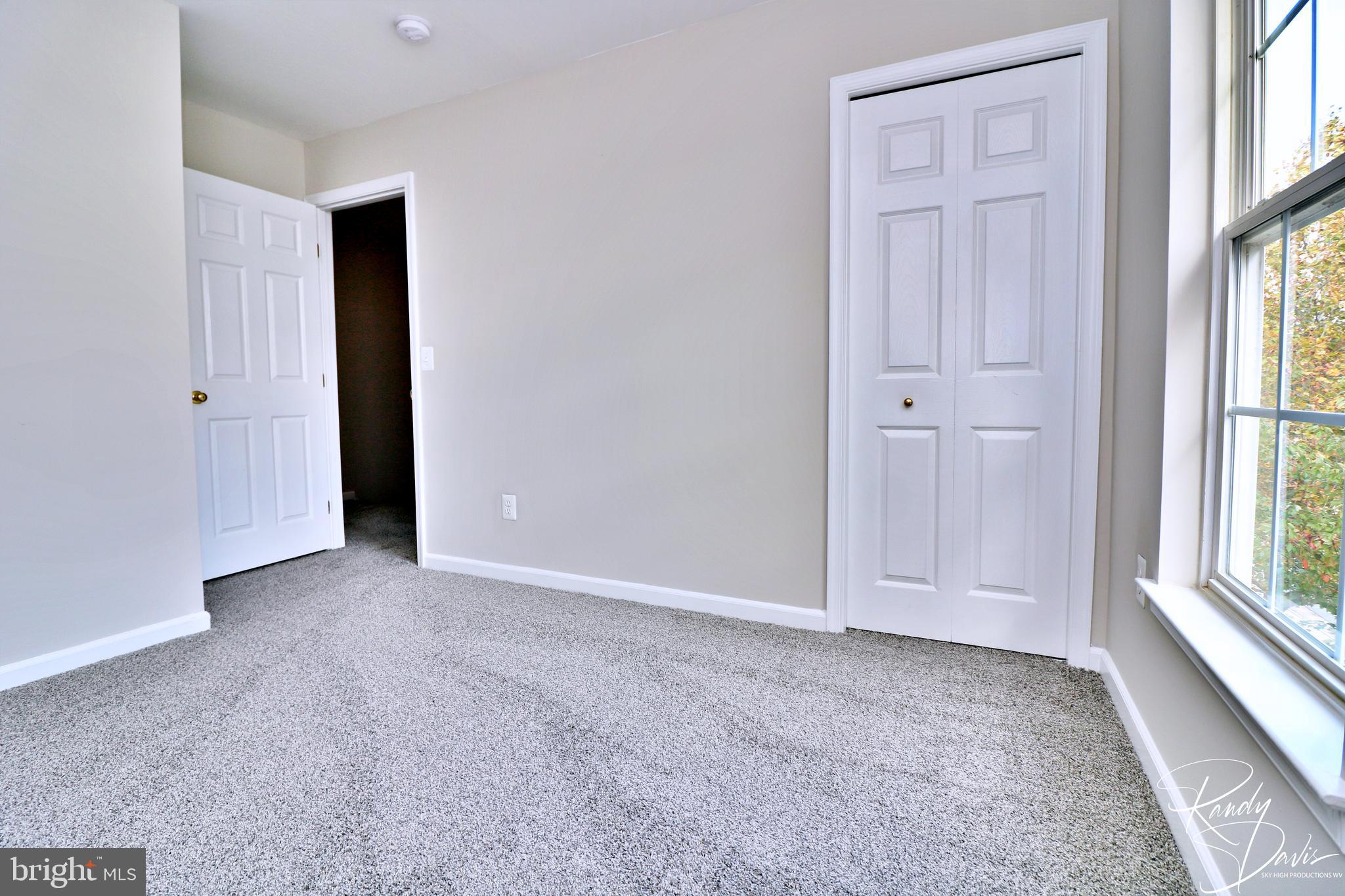 LAKELAND PLACE - Residential