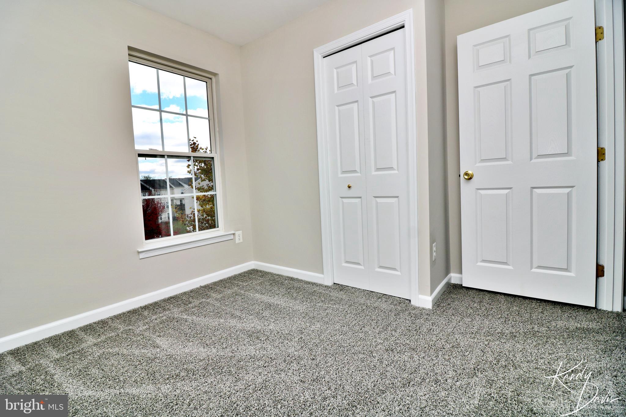 LAKELAND PLACE - Residential