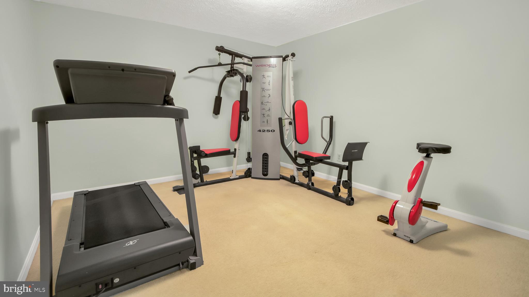 CHAPMAN FARM - Residential